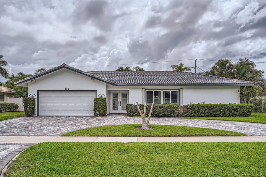 Property photo for 104 St Cloud Lane, Boca Raton, FL
