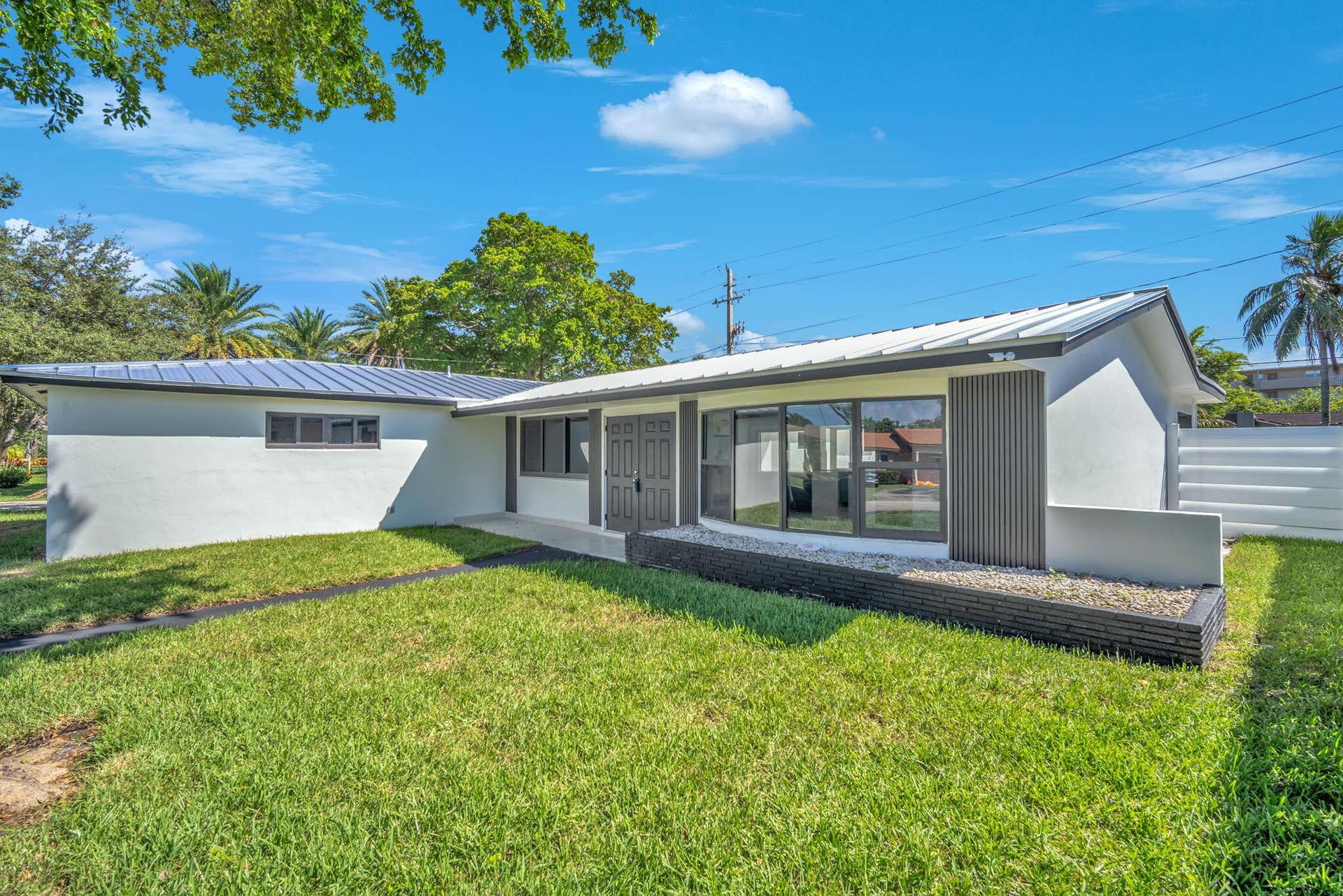 5000 ADAMS Street, Hollywood, FL 33021 54-web-or-mls-DSC03359