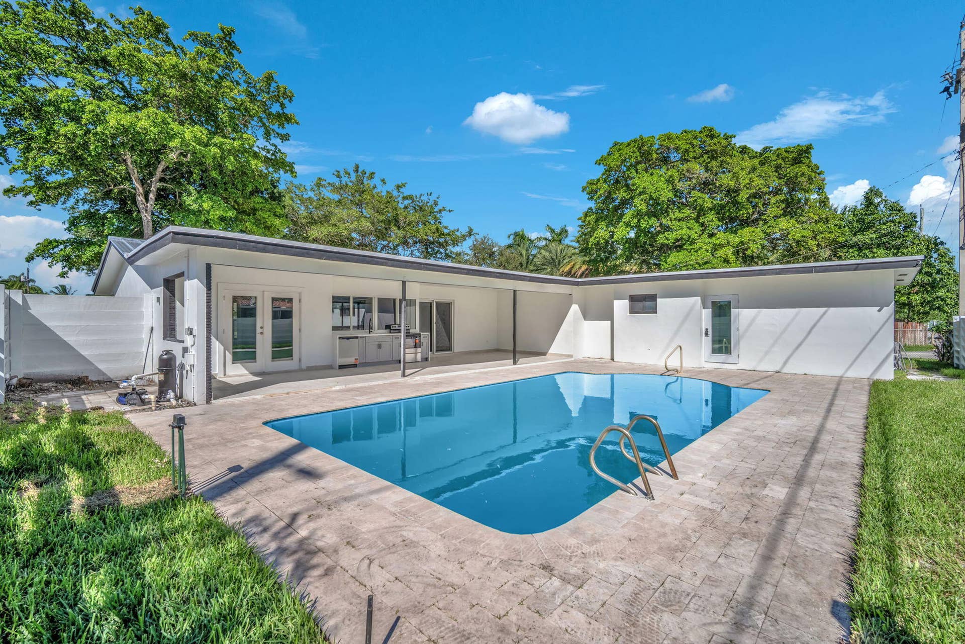 5000 ADAMS Street, Hollywood, FL 33021 51-web-or-mls-DSC03497
