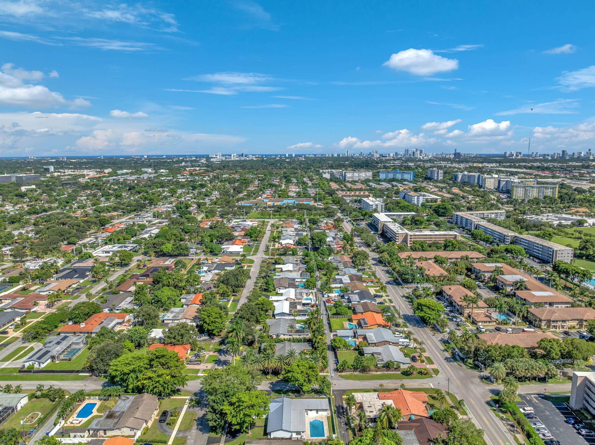 5000 ADAMS Street, Hollywood, FL 33021 8-web-or-mls-DJI_0377
