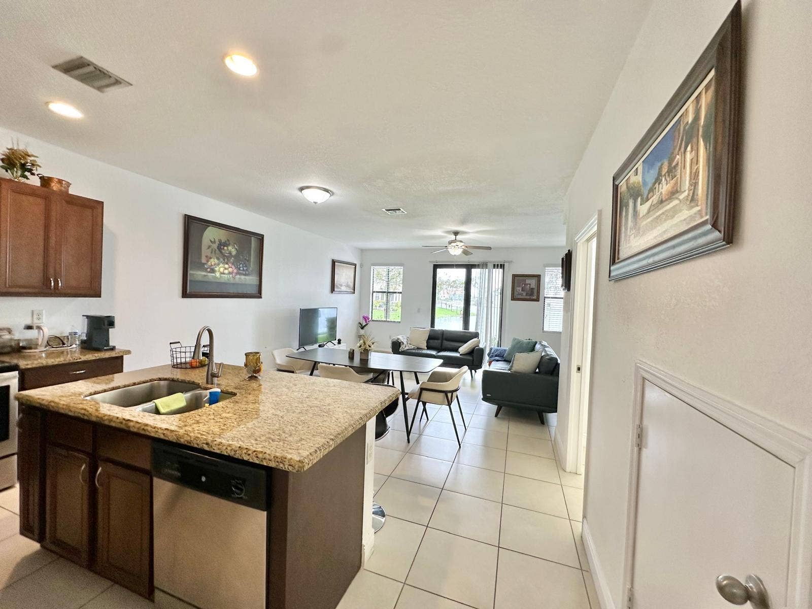 1079 NW 33rd Manor, Pompano Beach, FL 33064 WhatsApp Image 2026-10-05 at 11.00.54 AM