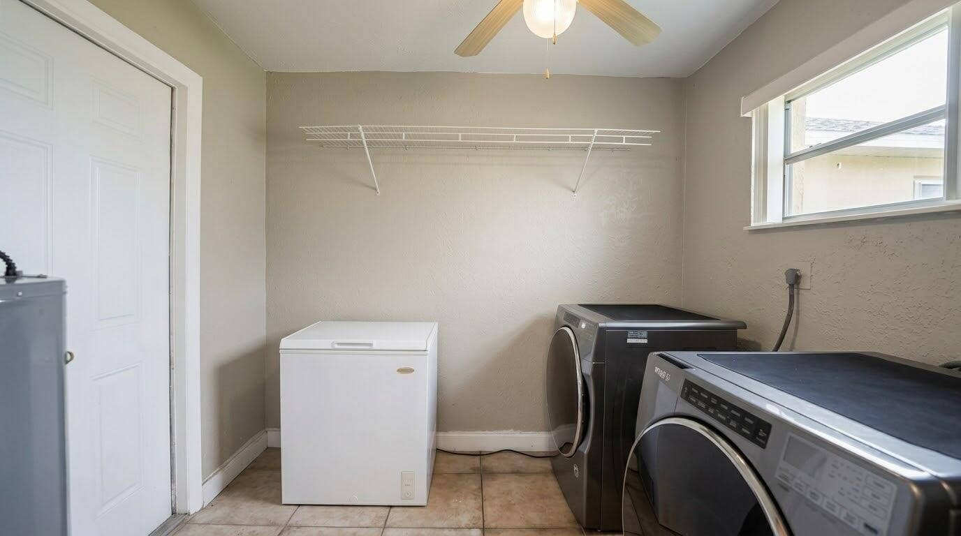 1420 NW 33RD Terrace, Lauderhill, FL 33311 IMG_9635