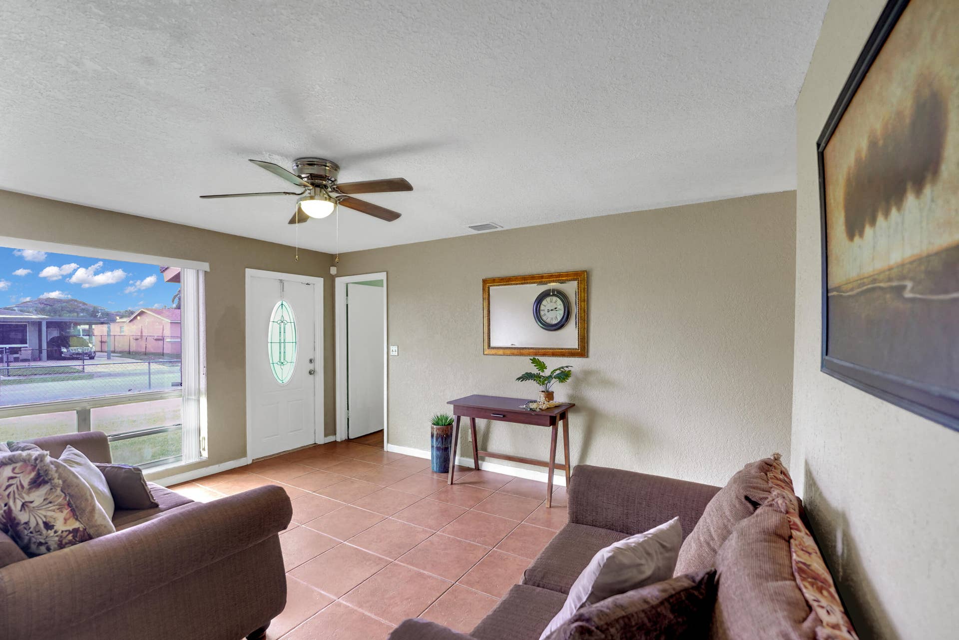 1420 NW 33RD Terrace, Lauderhill, FL 33311 DSC09652