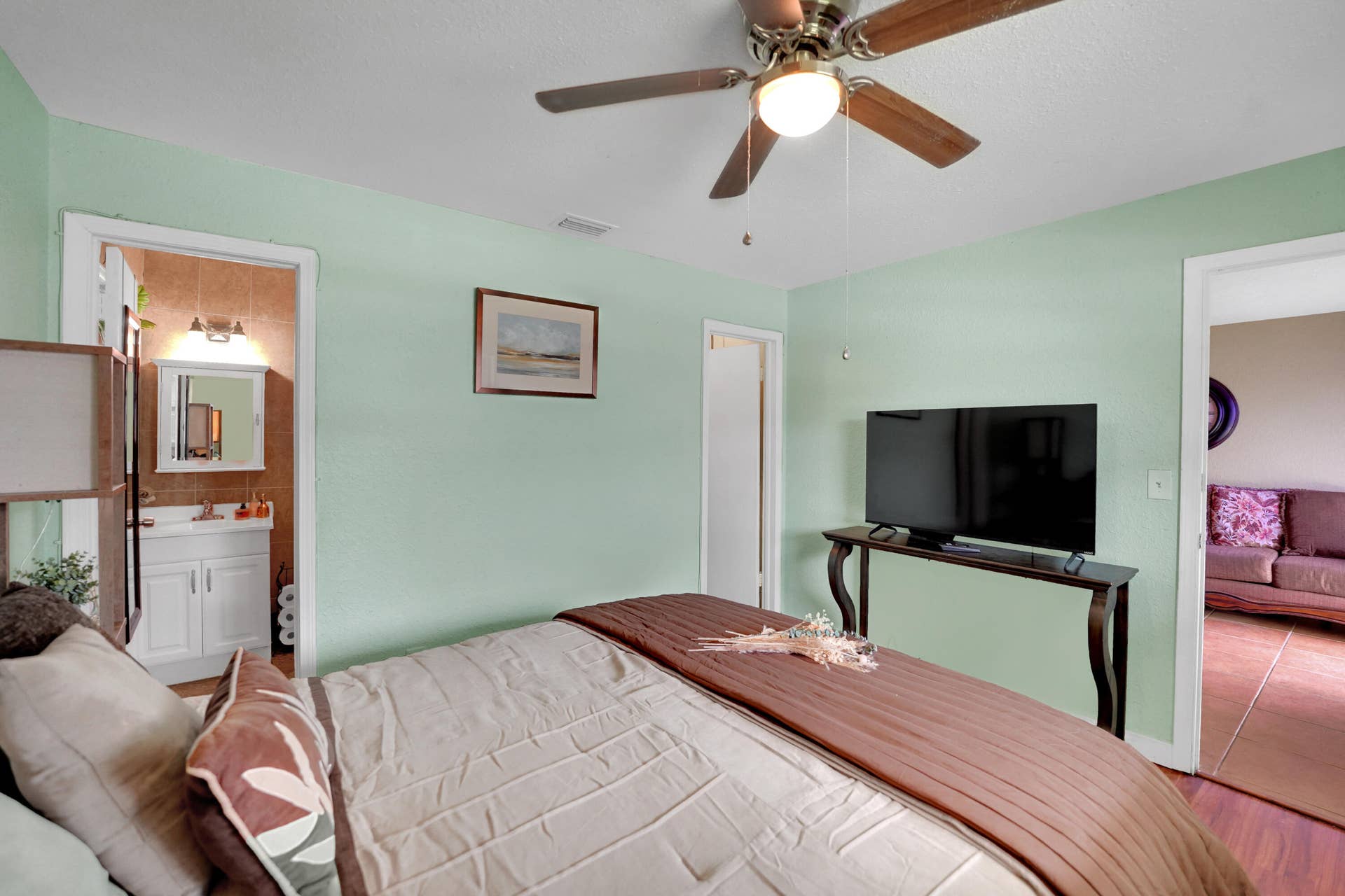 1420 NW 33RD Terrace, Lauderhill, FL 33311 DSC09607