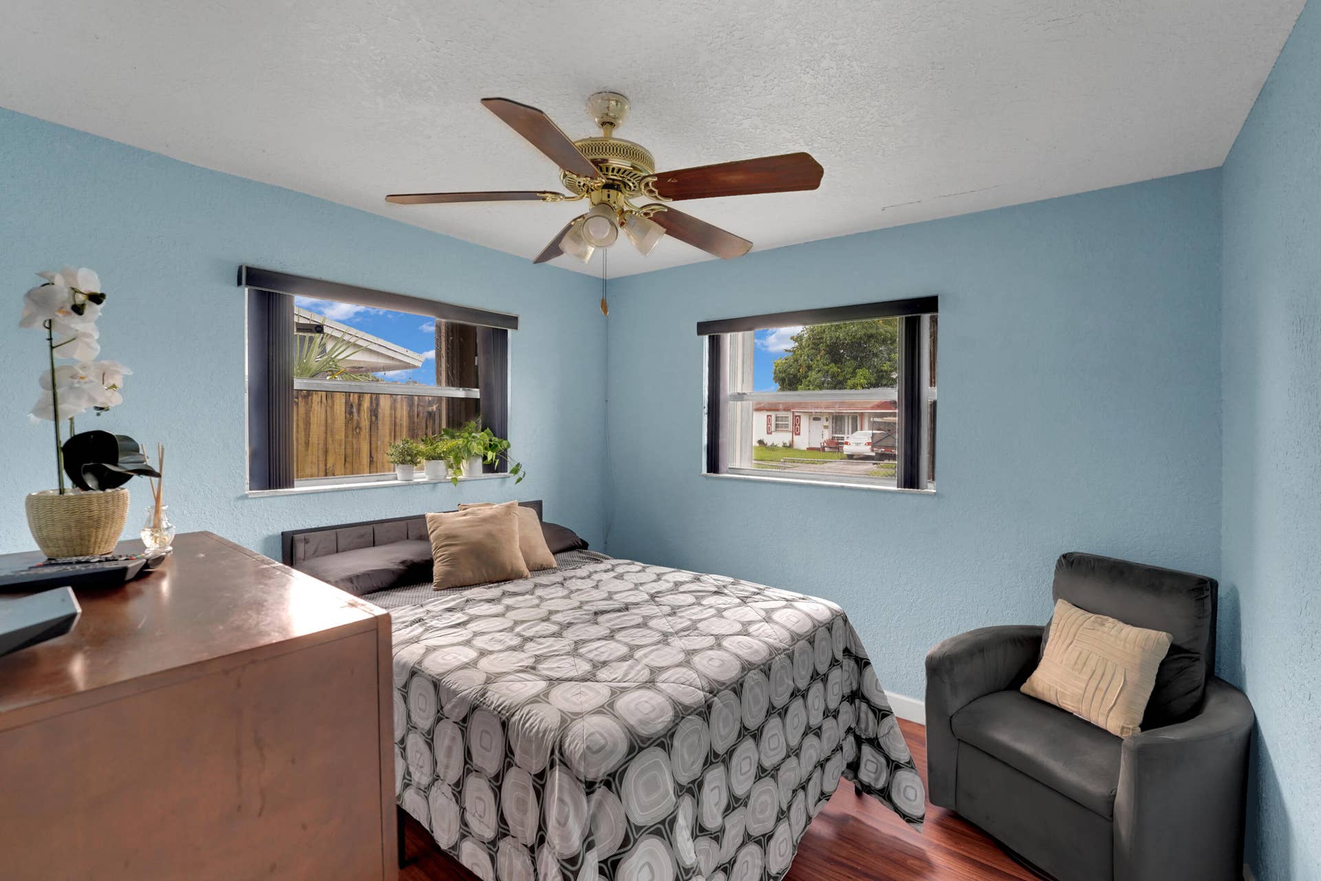 1420 NW 33RD Terrace, Lauderhill, FL 33311 DSC09577
