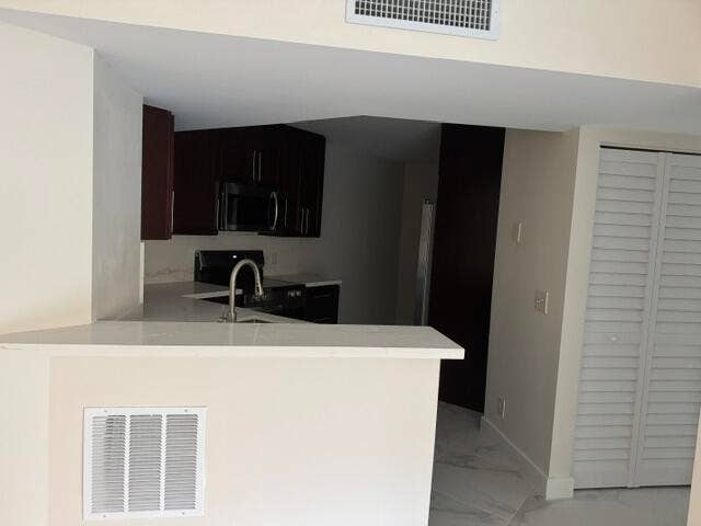 8801 WILES Road, #107, Coral Springs, Coral Springs, FL 33067 5D6E7F1D-6B6C-4673-A1AF-9E19AB1885E6