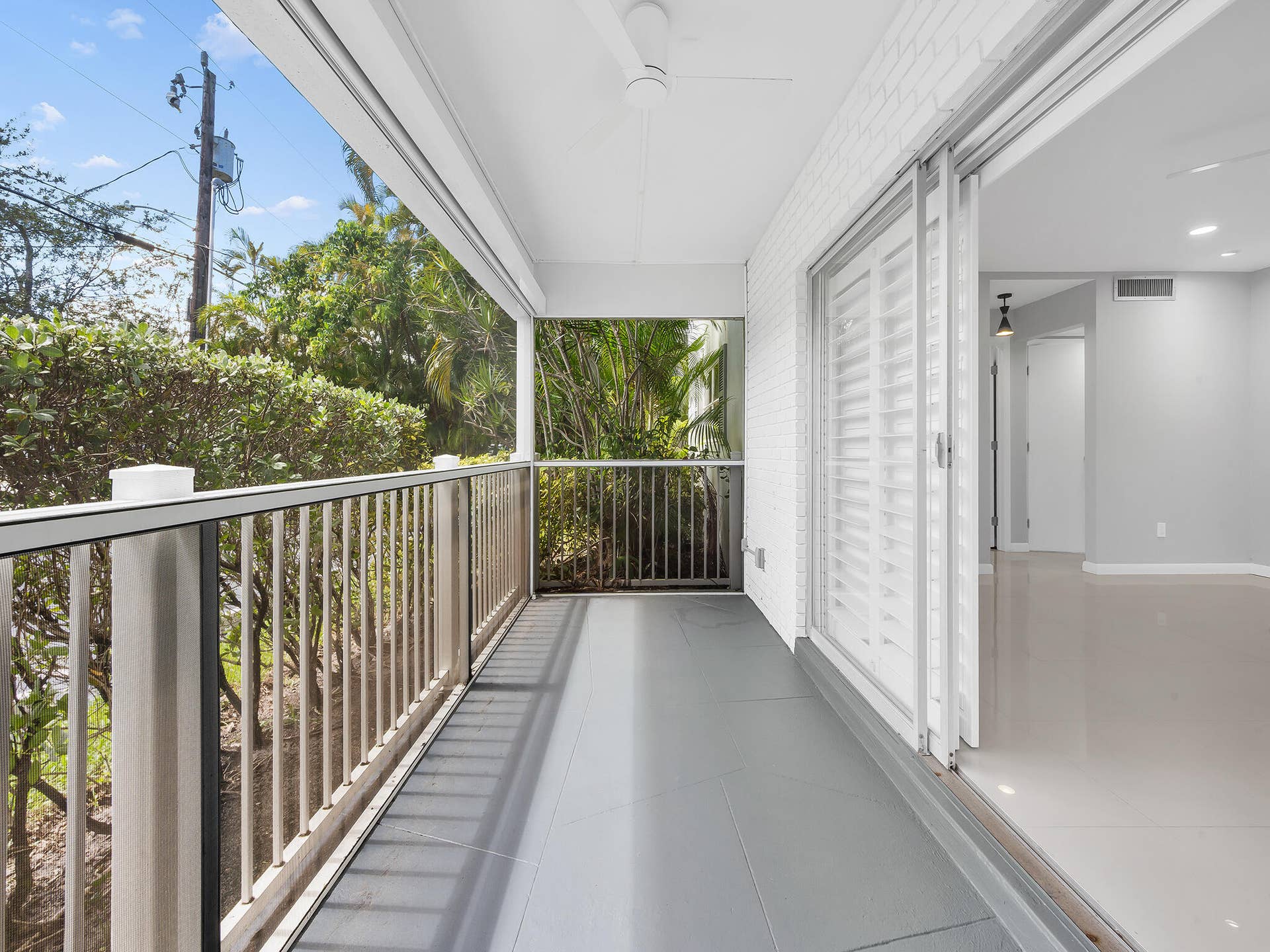 2743 NE 15th Street, #1, Fort Lauderdale, FL 33304 BEC07670