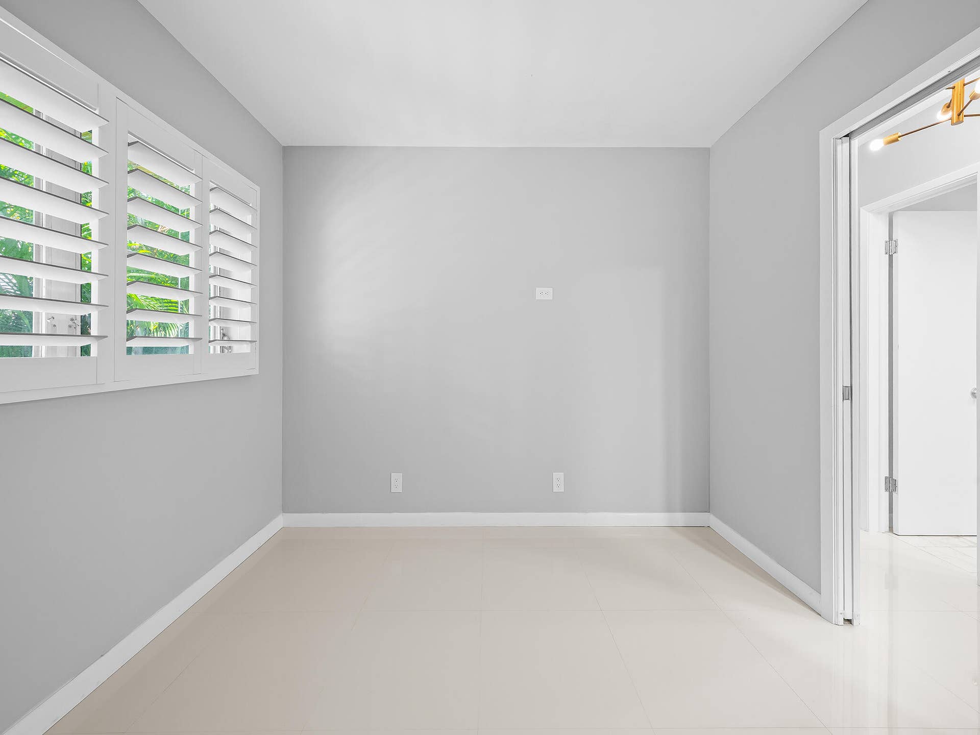 2743 NE 15th Street, #1, Fort Lauderdale, FL 33304 BEC07775