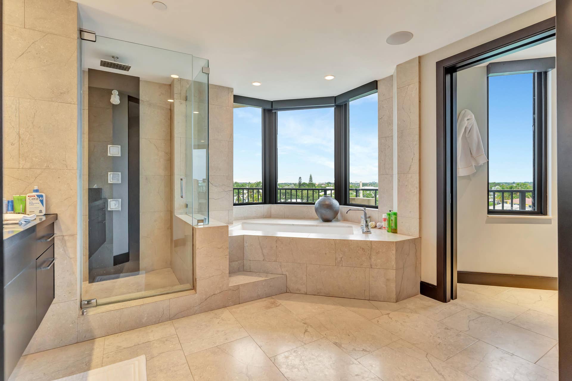 570 Ocean Drive, #602, Juno Beach, FL 33408 _MLP2380