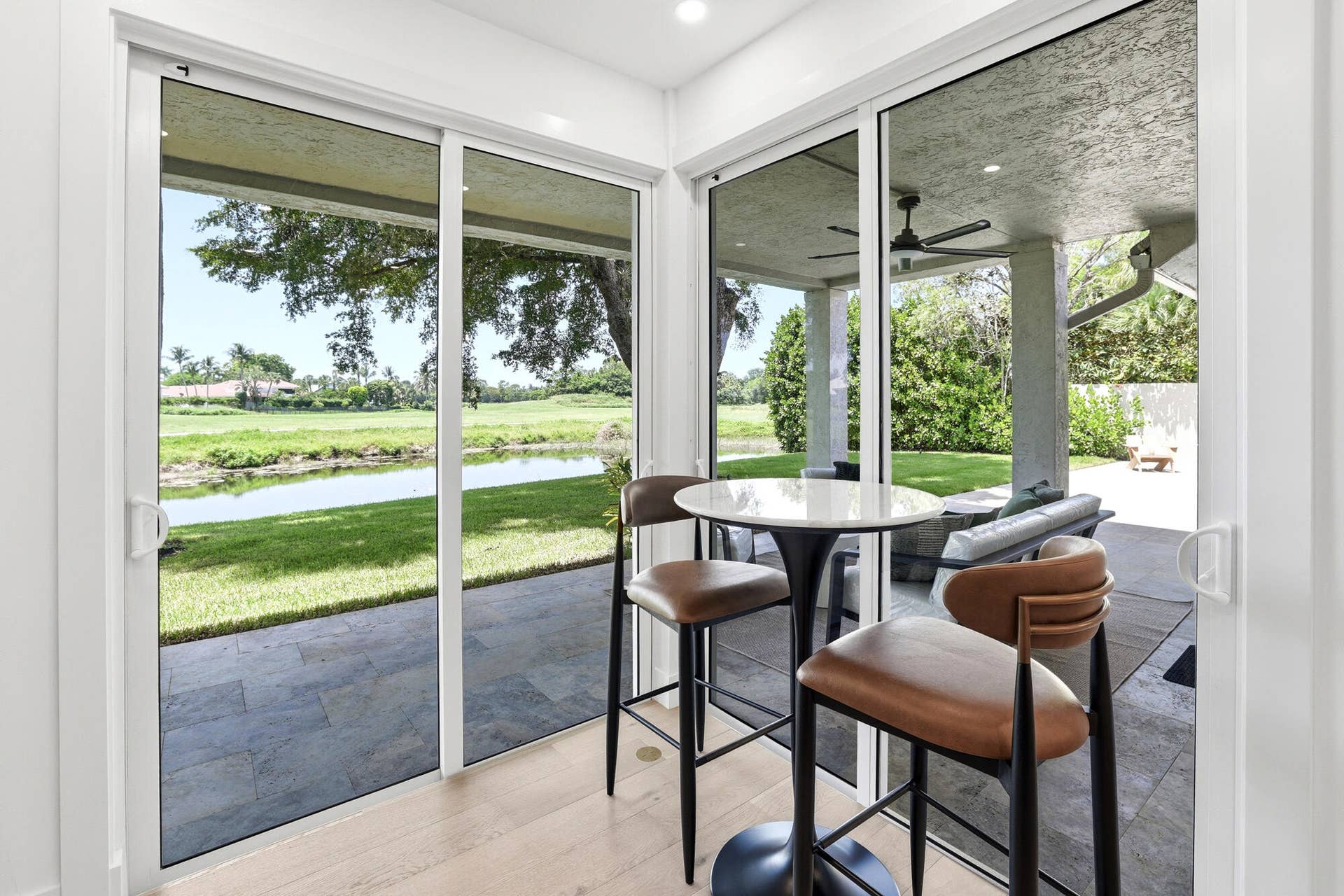Eat-in Kitchen nook