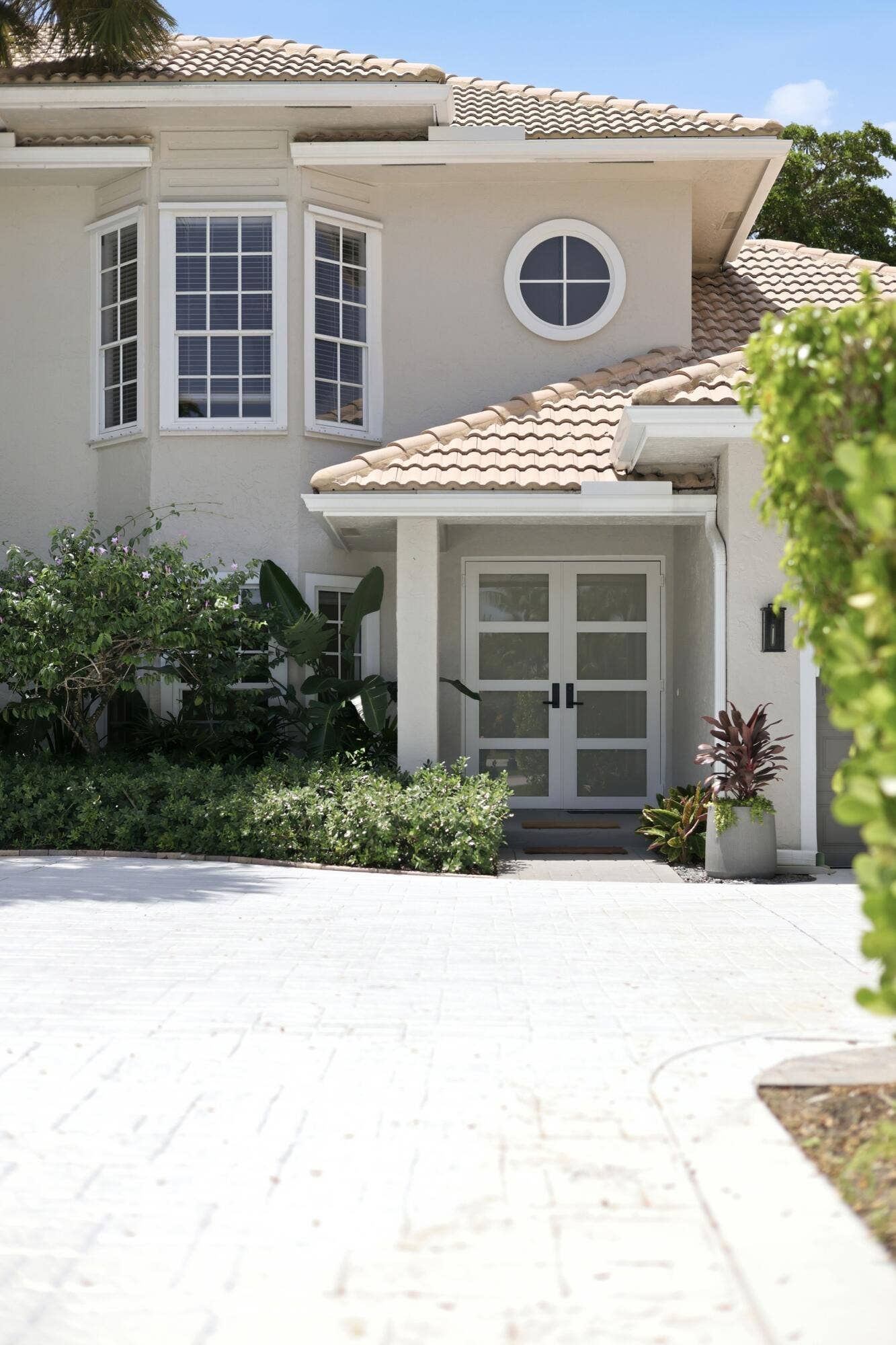 Charming covered entrance