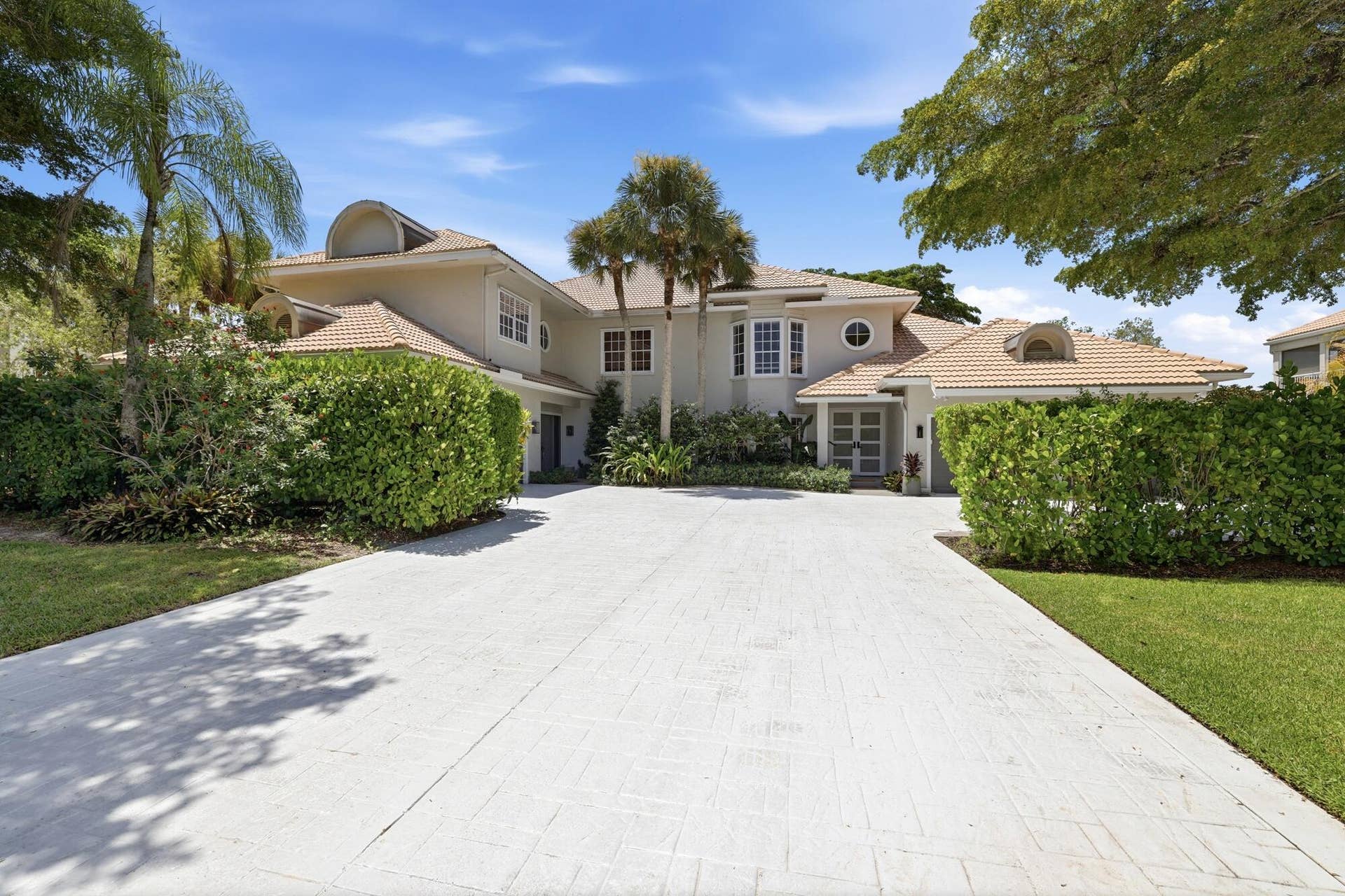 Super extended driveway