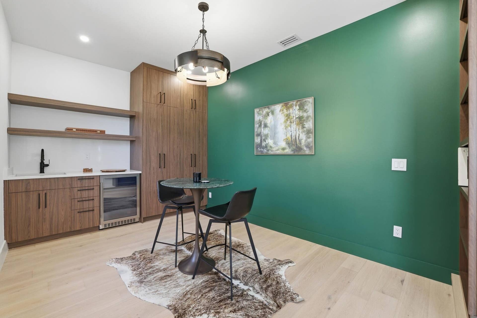 4th bedroom / Grooms Room or mother-in-law's quarters with private entrance & Kitchenette