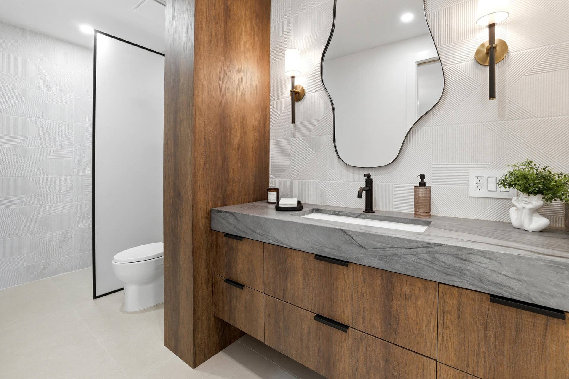 Full Bath 3 with floating vanity