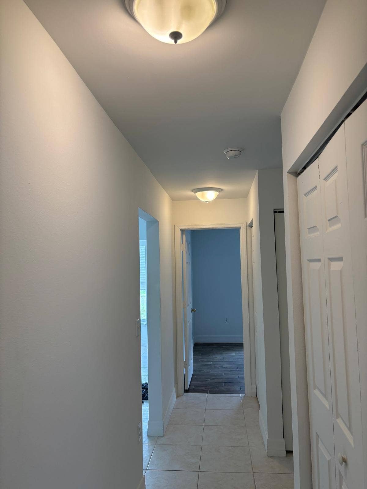 5570 NW CRUZAN Avenue, Port St Lucie, FL 34986 hallway wa