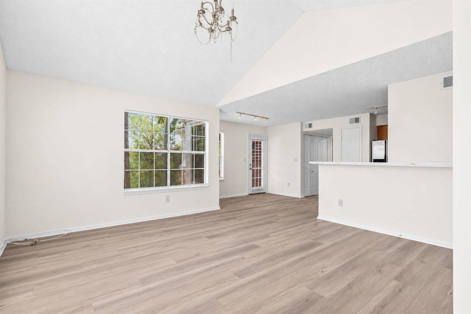 1125 CRYSTAL Way, #J, Delray Beach, Delray Beach, FL 33444 IMG_4571