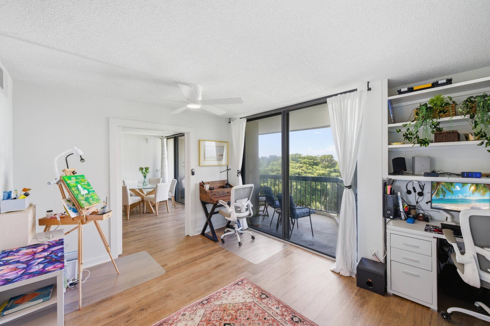 2nd bedroom with Balcony access
