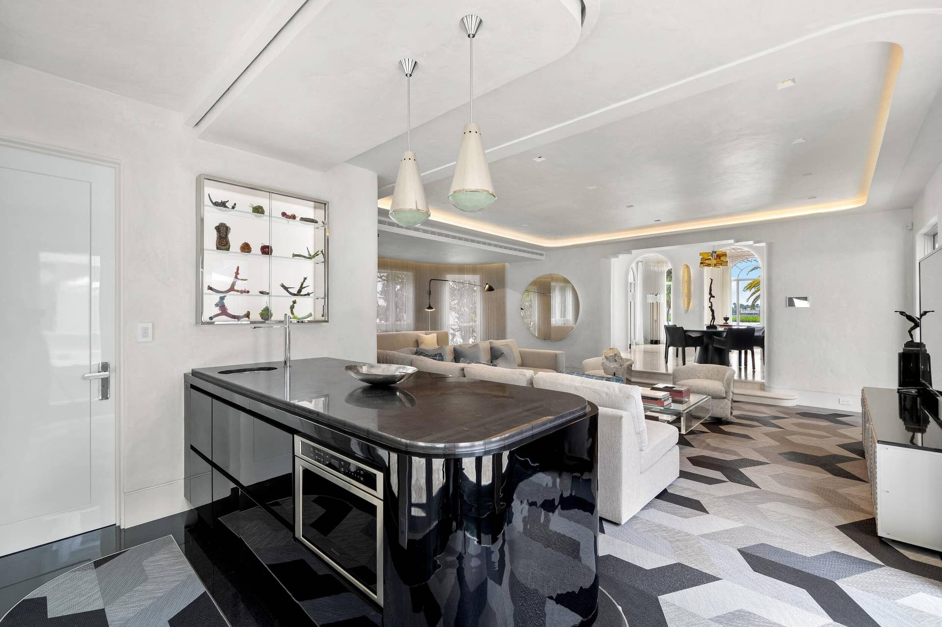 Family Room Wet Bar