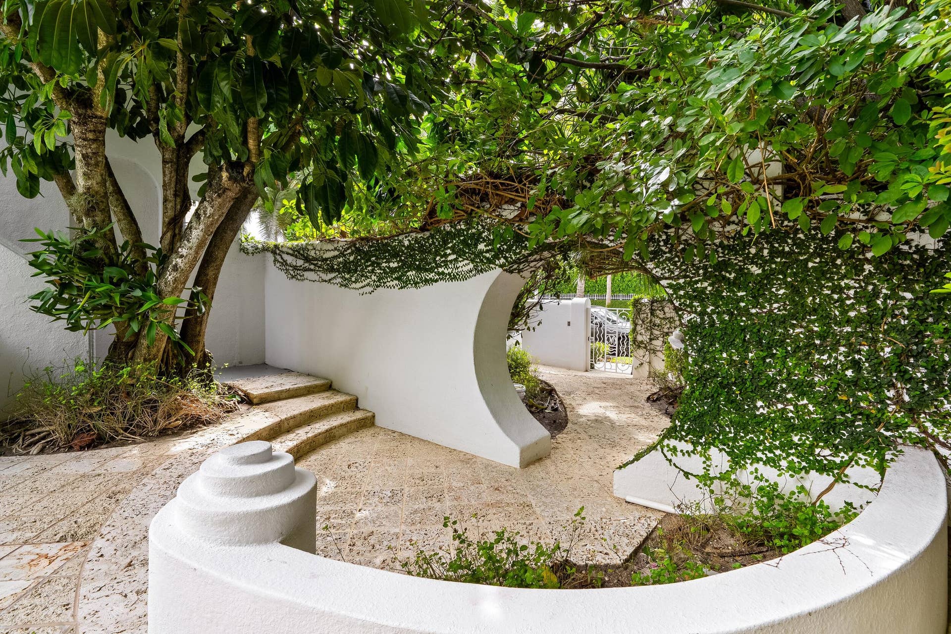 Exterior Path