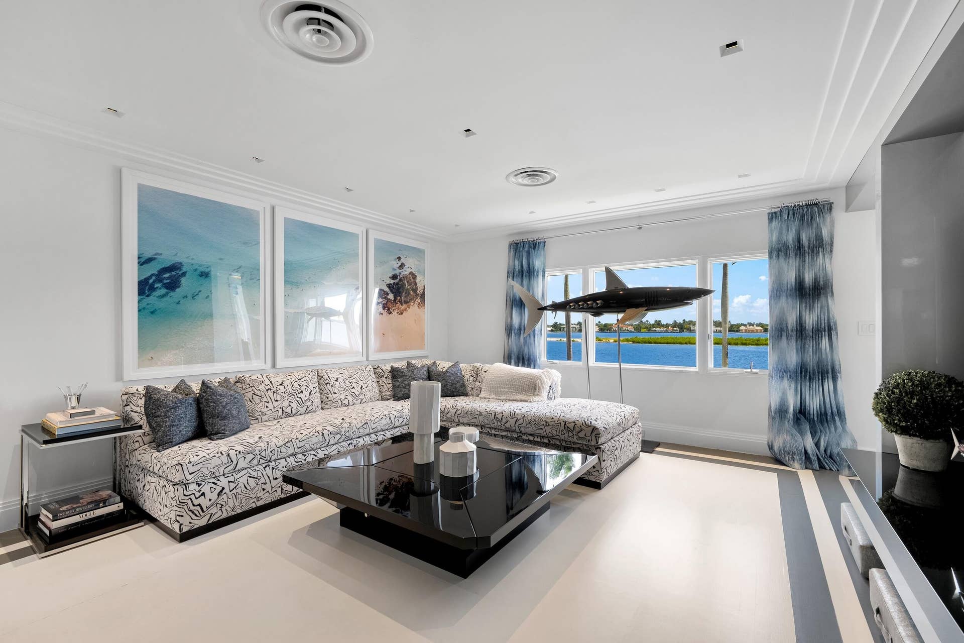 Guest House Living Room