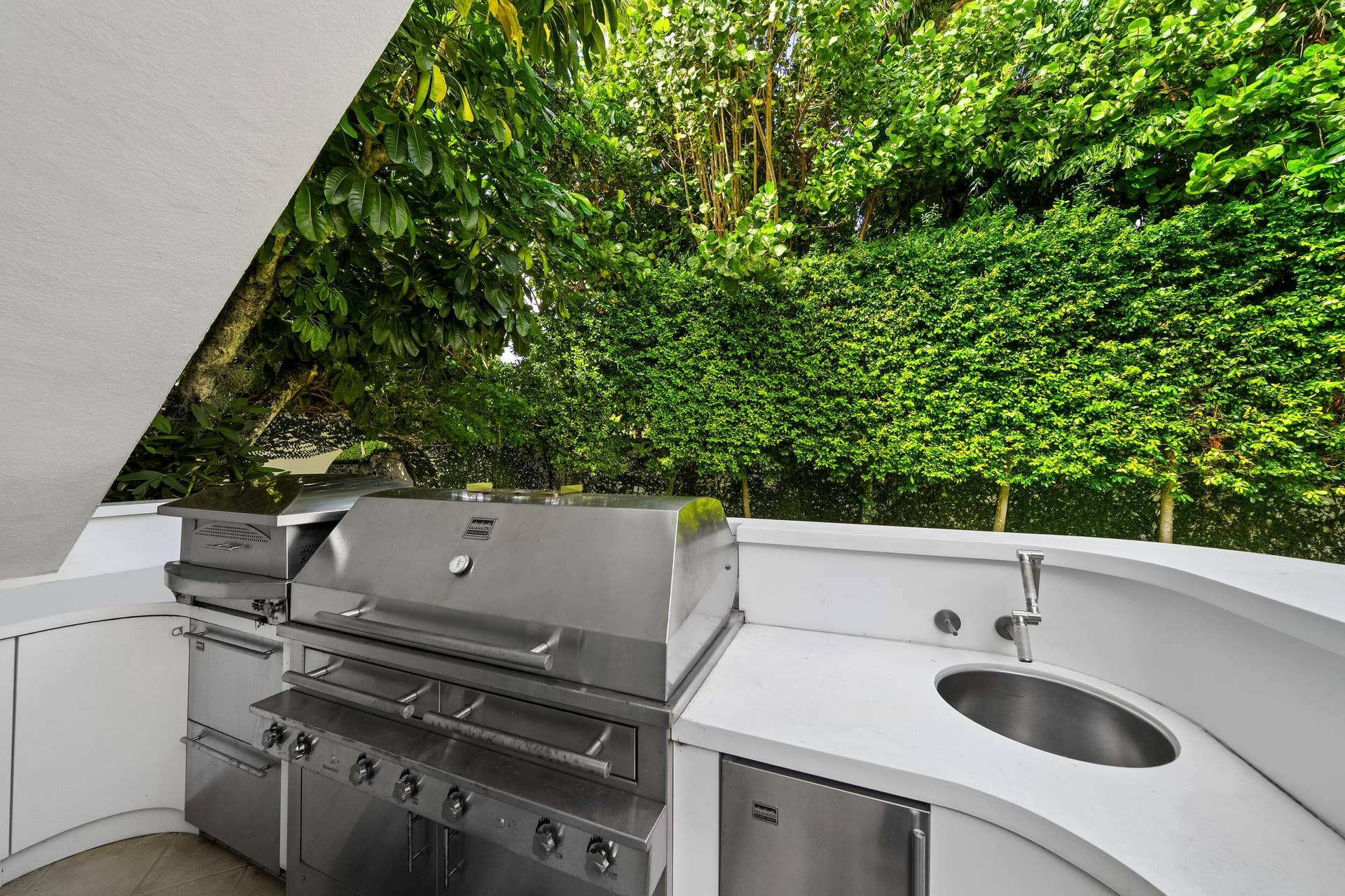 Summer Kitchen