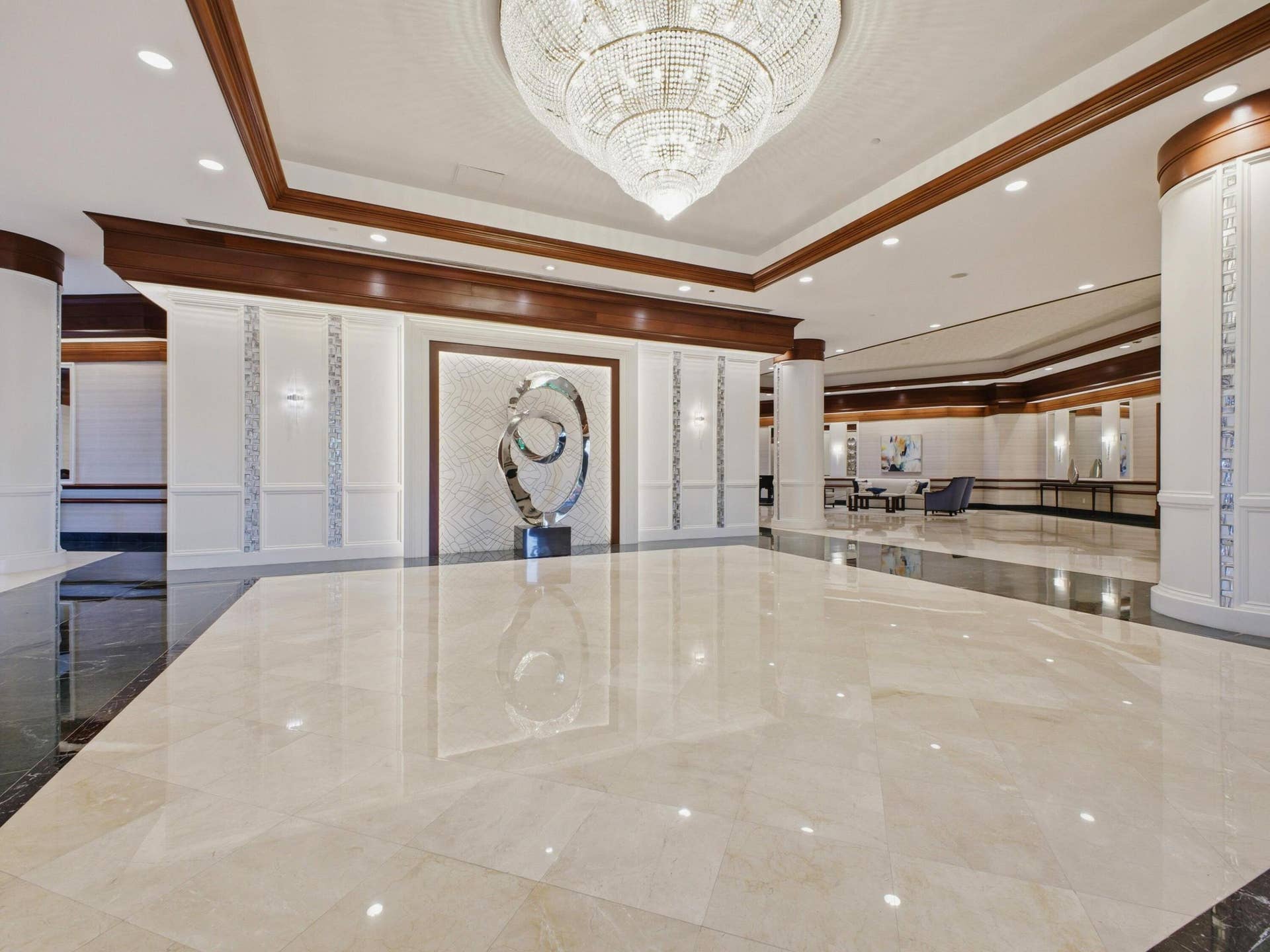 3200 N OCEAN Boulevard, #801, Fort Lauderdale, FL 33308 Amenities Entry Lobby