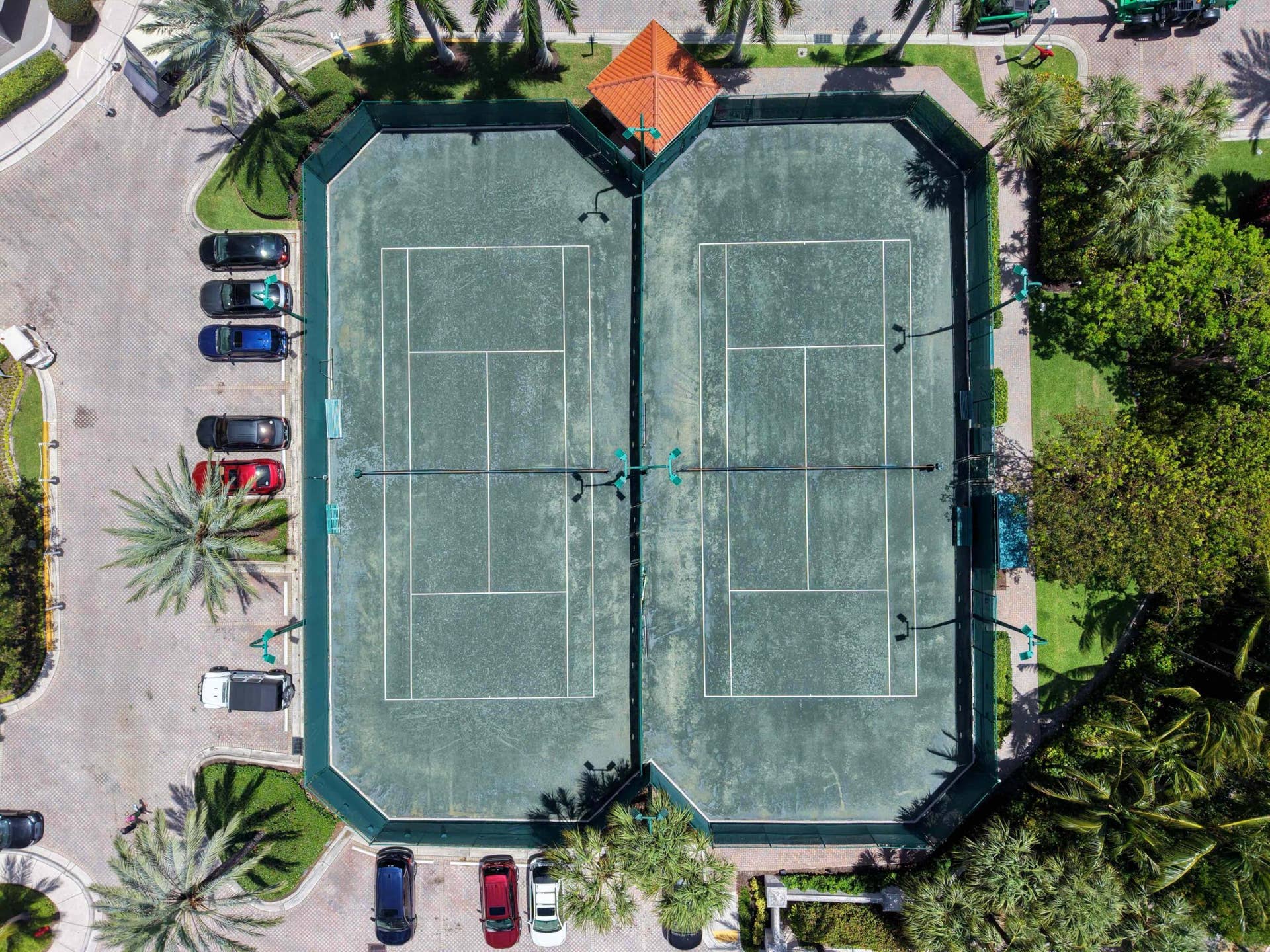 3200 N OCEAN Boulevard, #801, Fort Lauderdale, FL 33308 Amenities Tennis Courts