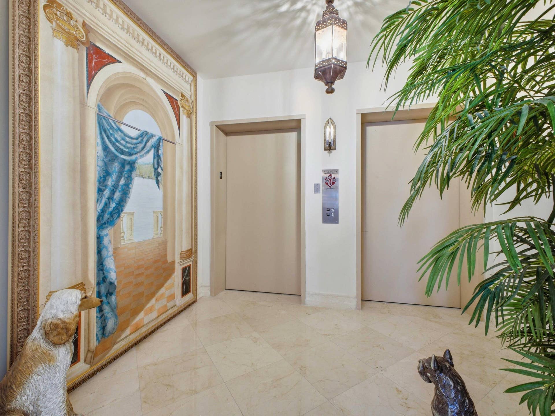 3200 N OCEAN Boulevard, #801, Fort Lauderdale, FL 33308 Foyer off Elevator