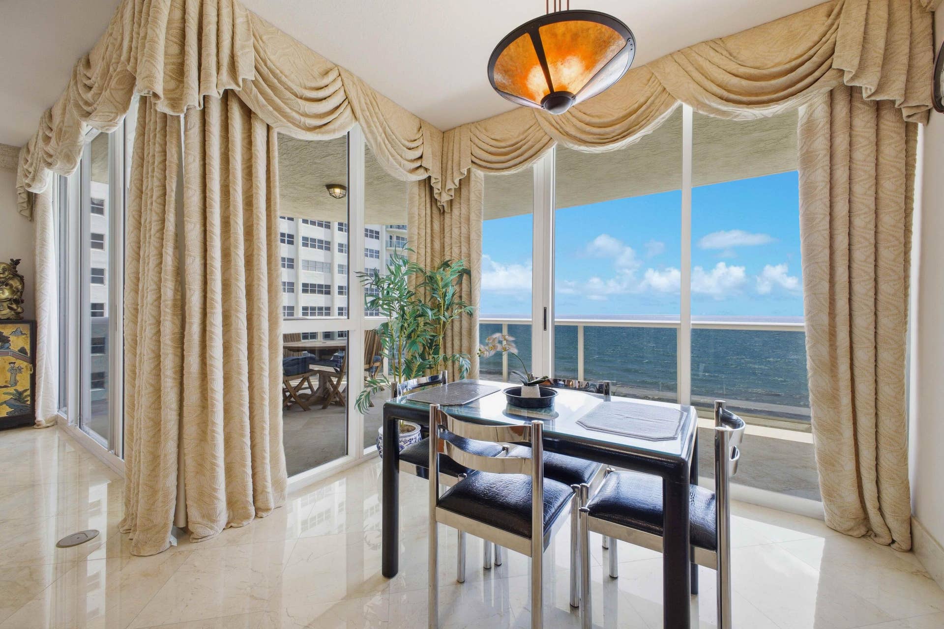 3200 N OCEAN Boulevard, #801, Fort Lauderdale, FL 33308 Breakfast
