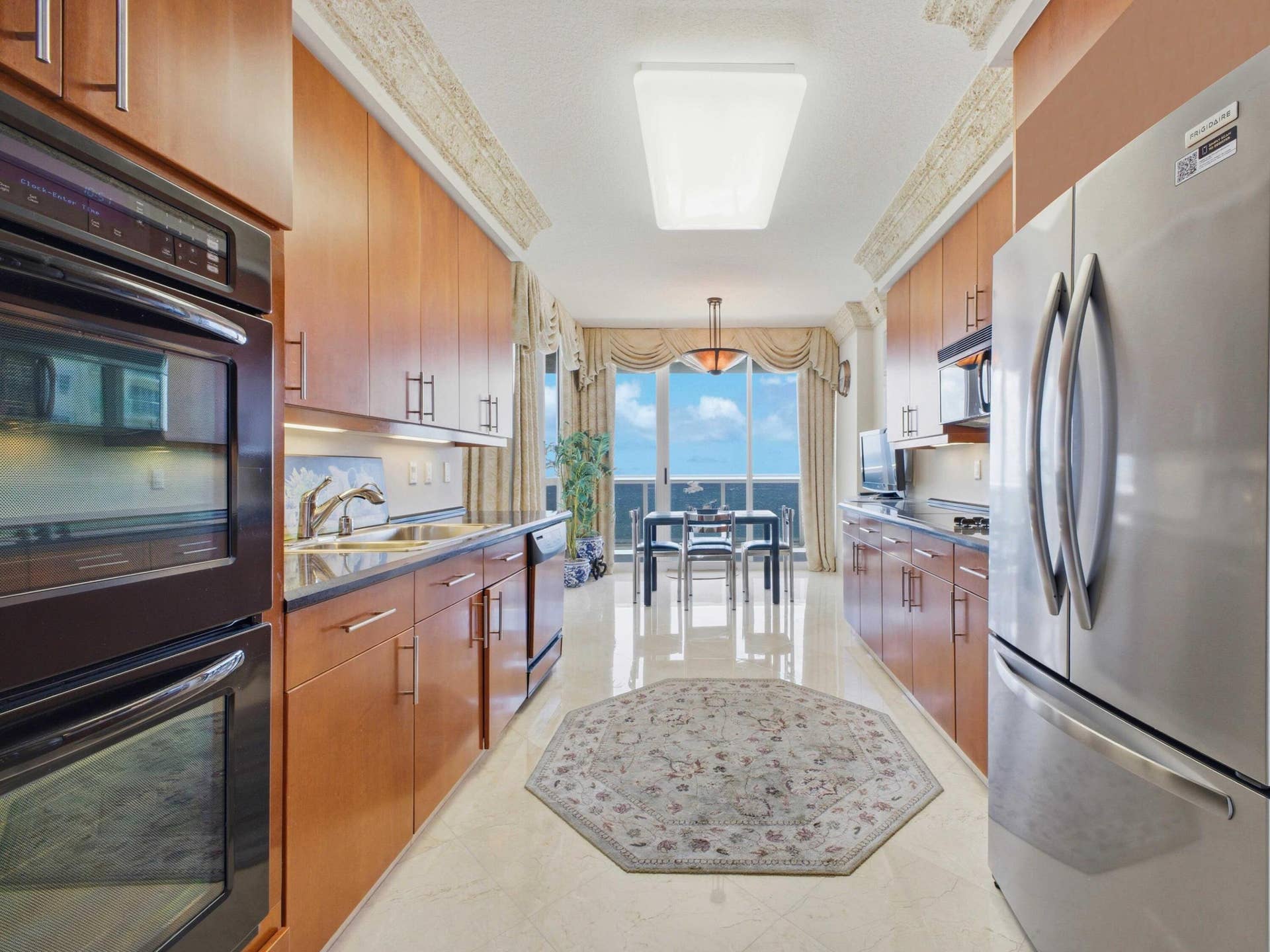 3200 N OCEAN Boulevard, #801, Fort Lauderdale, FL 33308 Kitchen