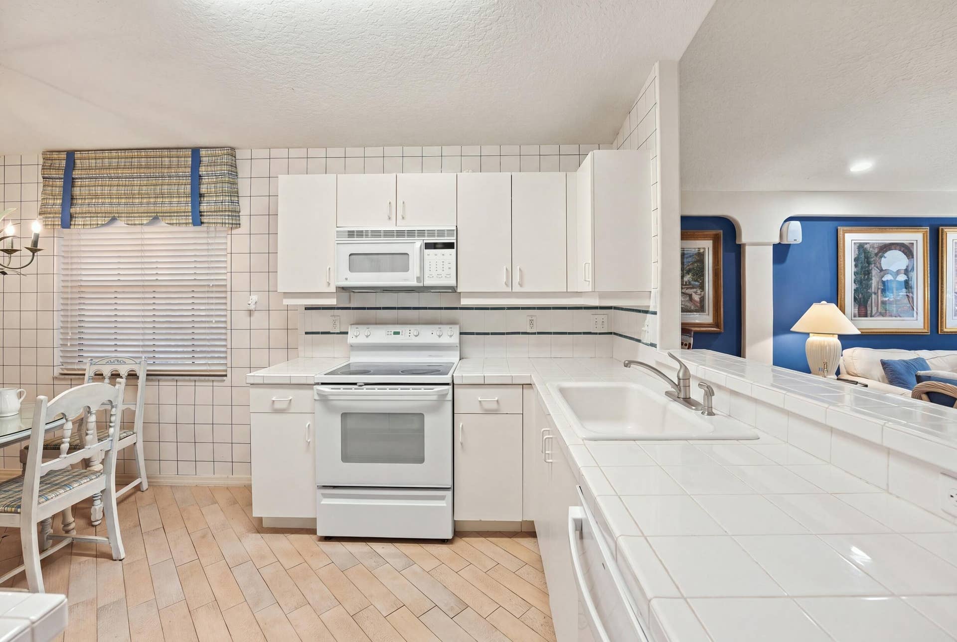 5231 NW 117TH Avenue, Coral Springs, FL 33076 17_020__jjl5710_declutter_7fc38fd9