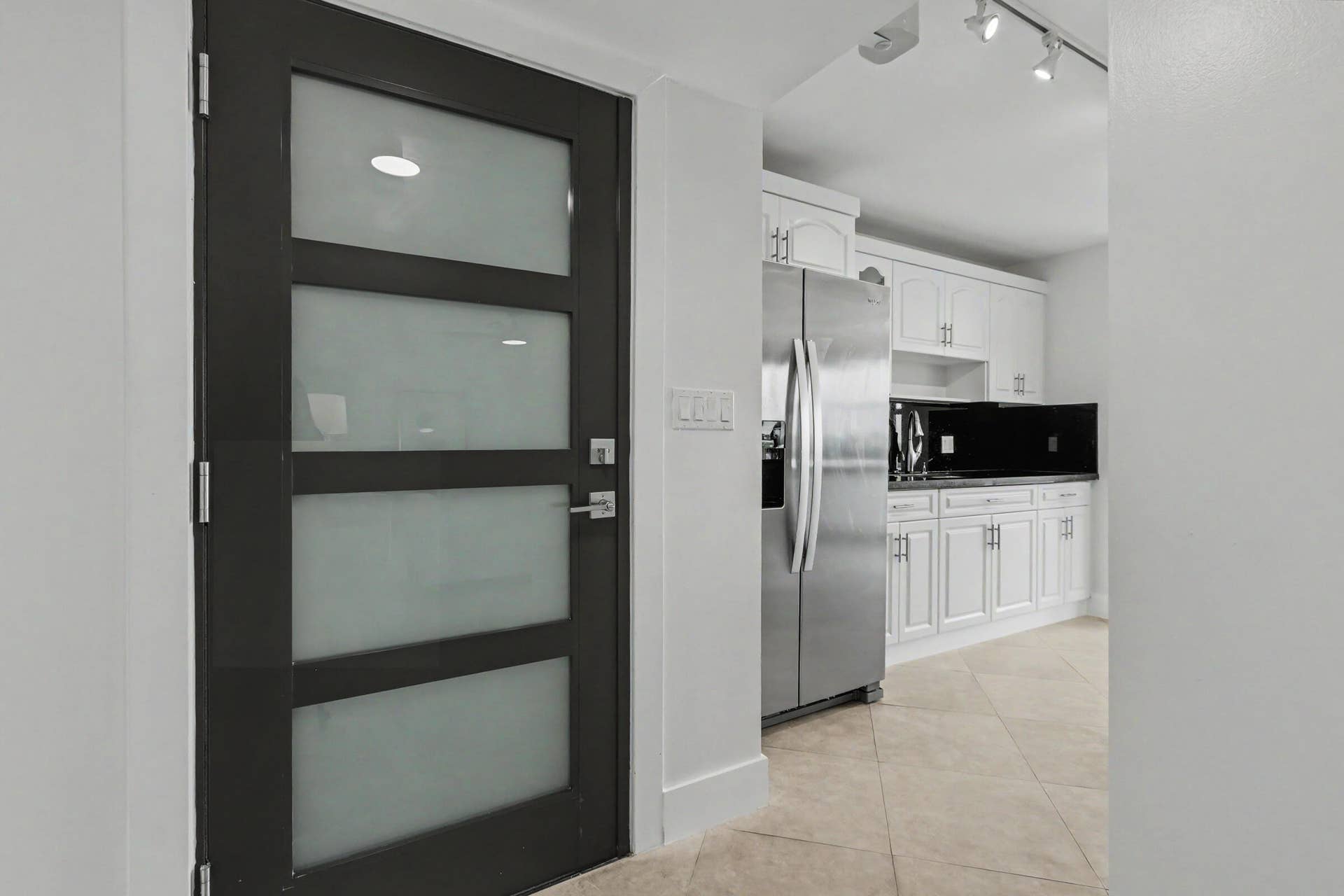 3200 N OCEAN Drive, #402, Hollywood, FL 33019 Impact windows and doors