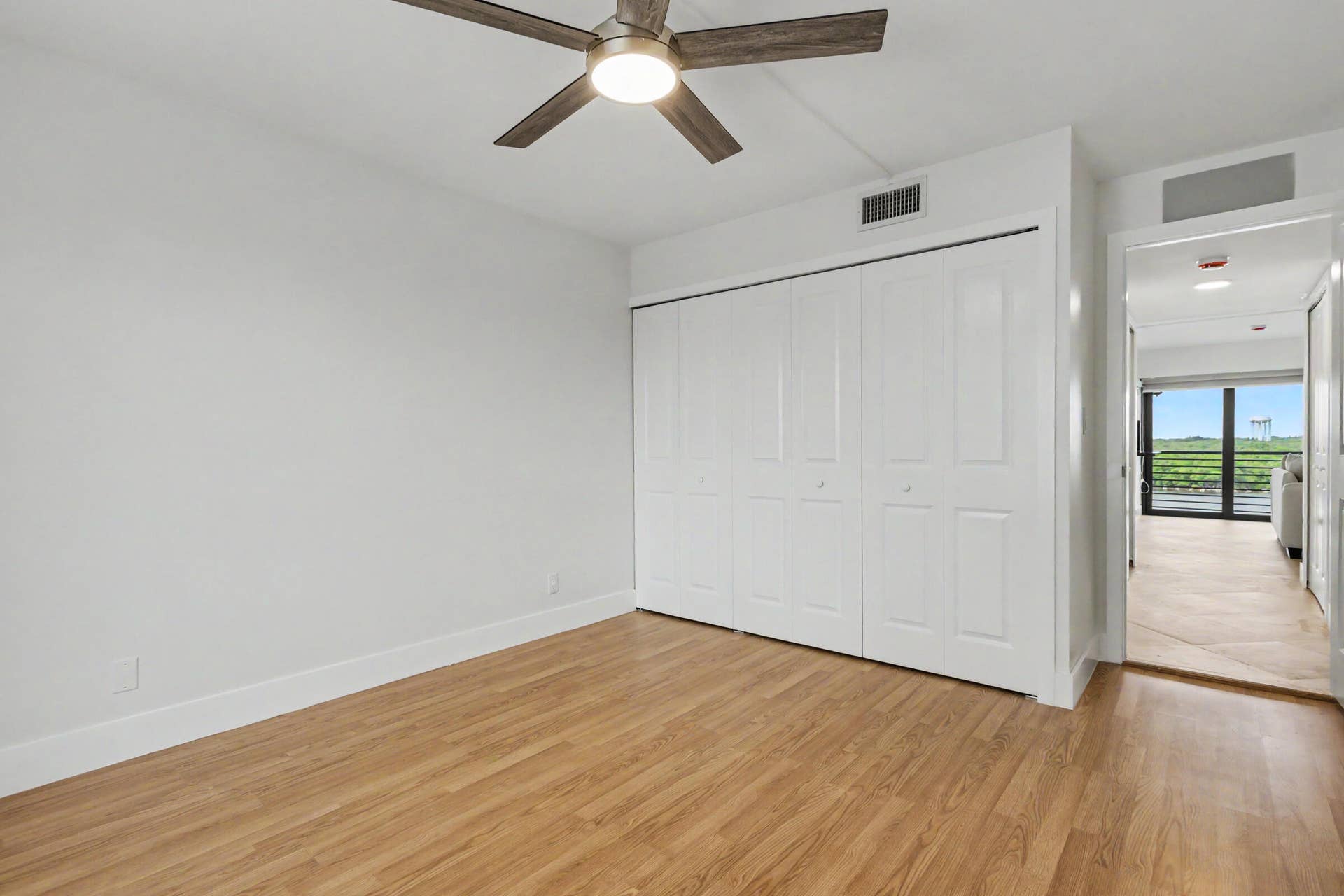 3200 N OCEAN Drive, #402, Hollywood, FL 33019 3200-79
