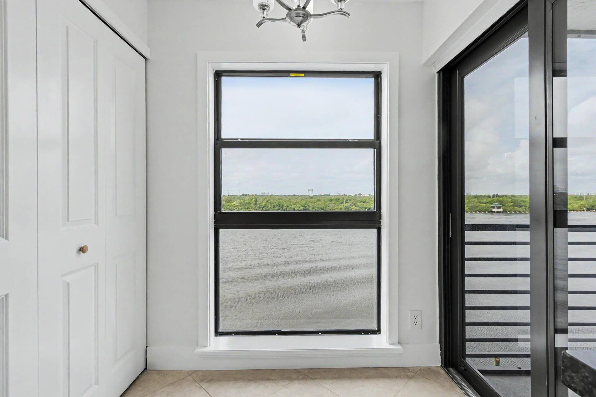 3200 N OCEAN Drive, #402, Hollywood, FL 33019 3200-65