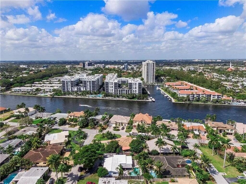 1949 WINDWARD Drive, Lauderdale By The Sea, FL 33062 1949_Windward_21