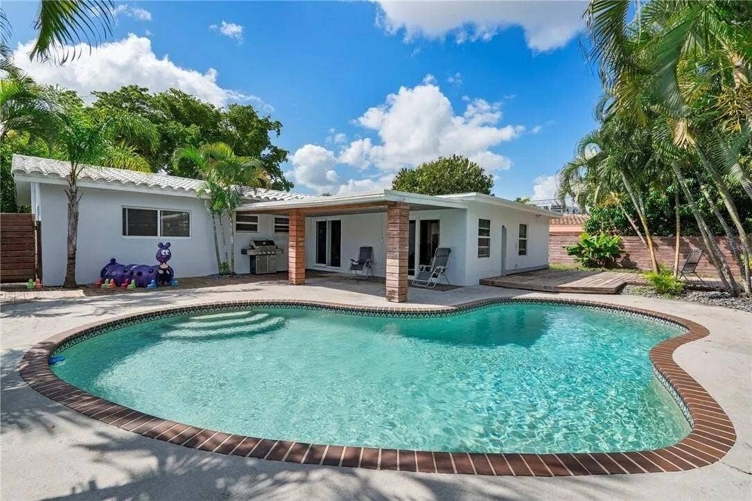 1949 WINDWARD Drive, Lauderdale By The Sea, FL 33062 1949_Windward_15
