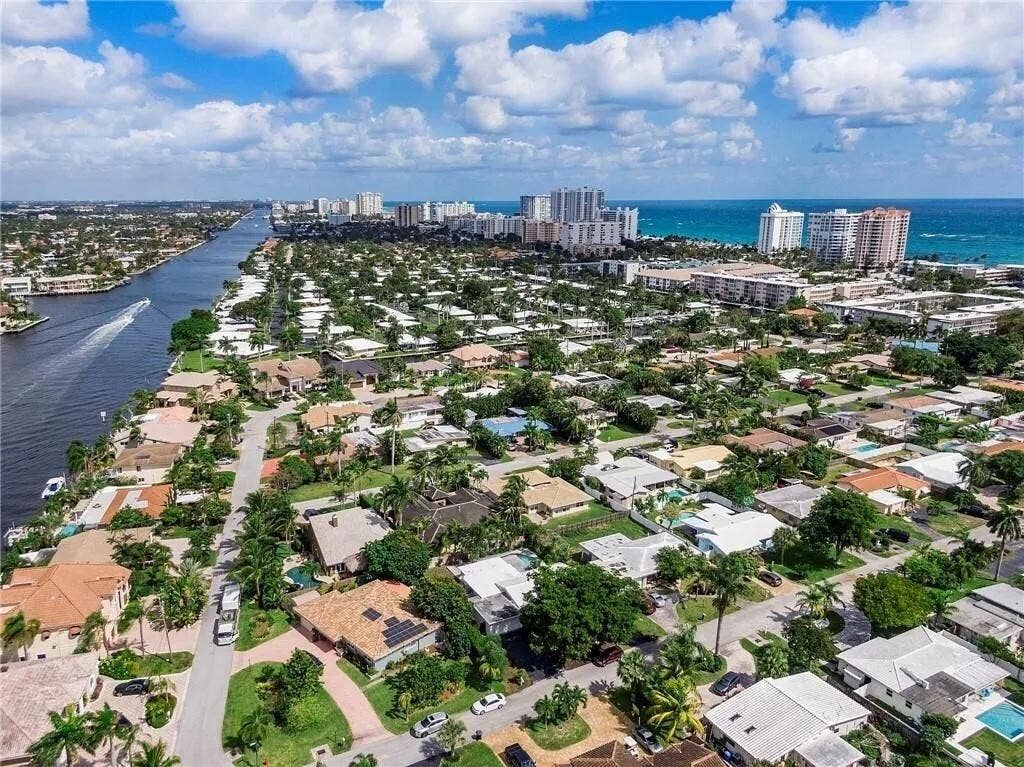 1949 WINDWARD Drive, Lauderdale By The Sea, FL 33062 1949_Windward_20