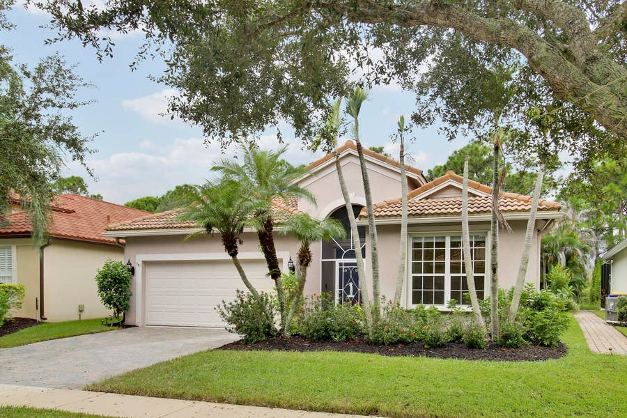 Property photo for 6815 SE Twin Oaks Circle, Stuart, FL