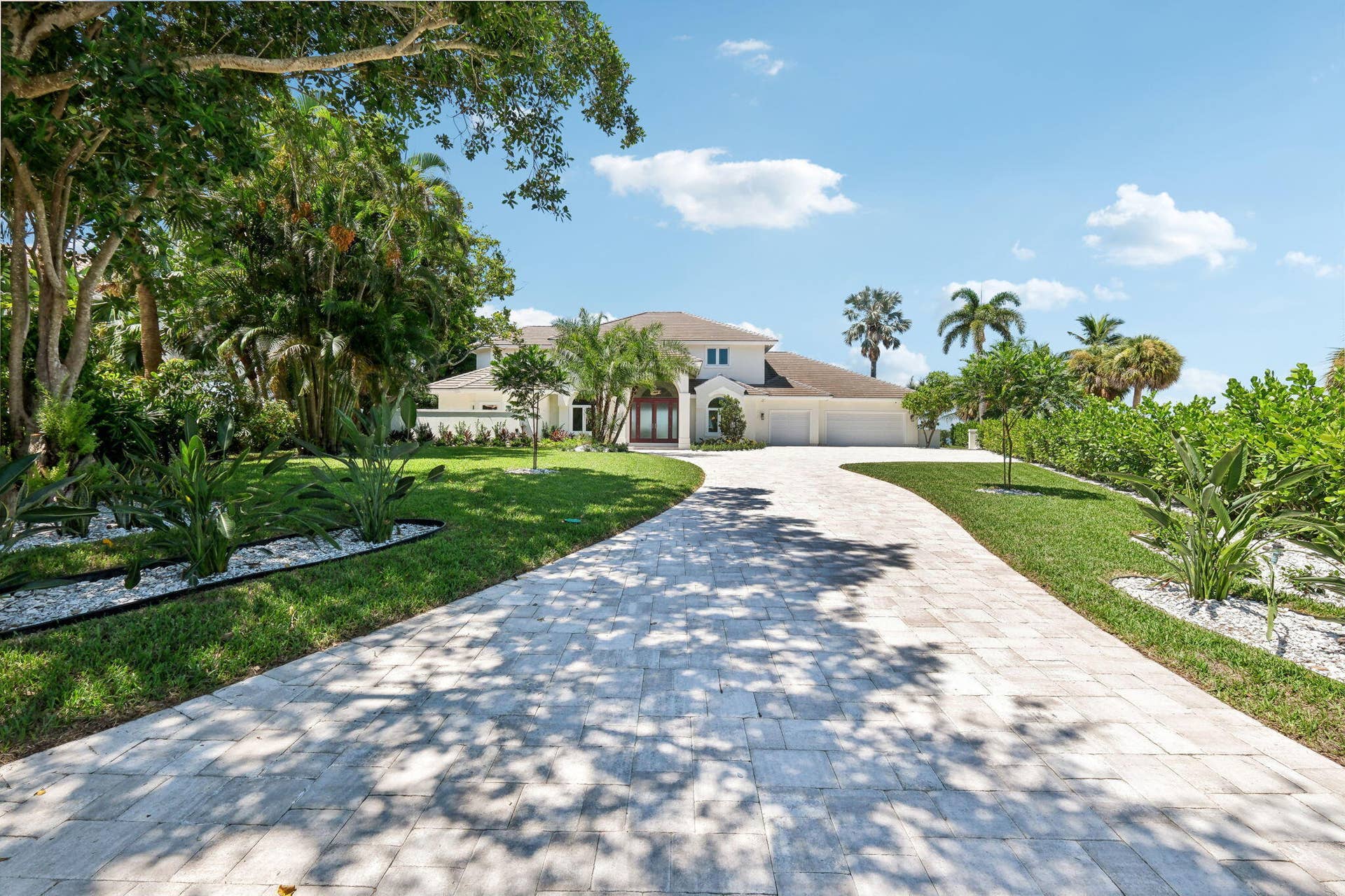 526 POINT Lane, Vero Beach, FL 32963 20250704134608747946000000-o