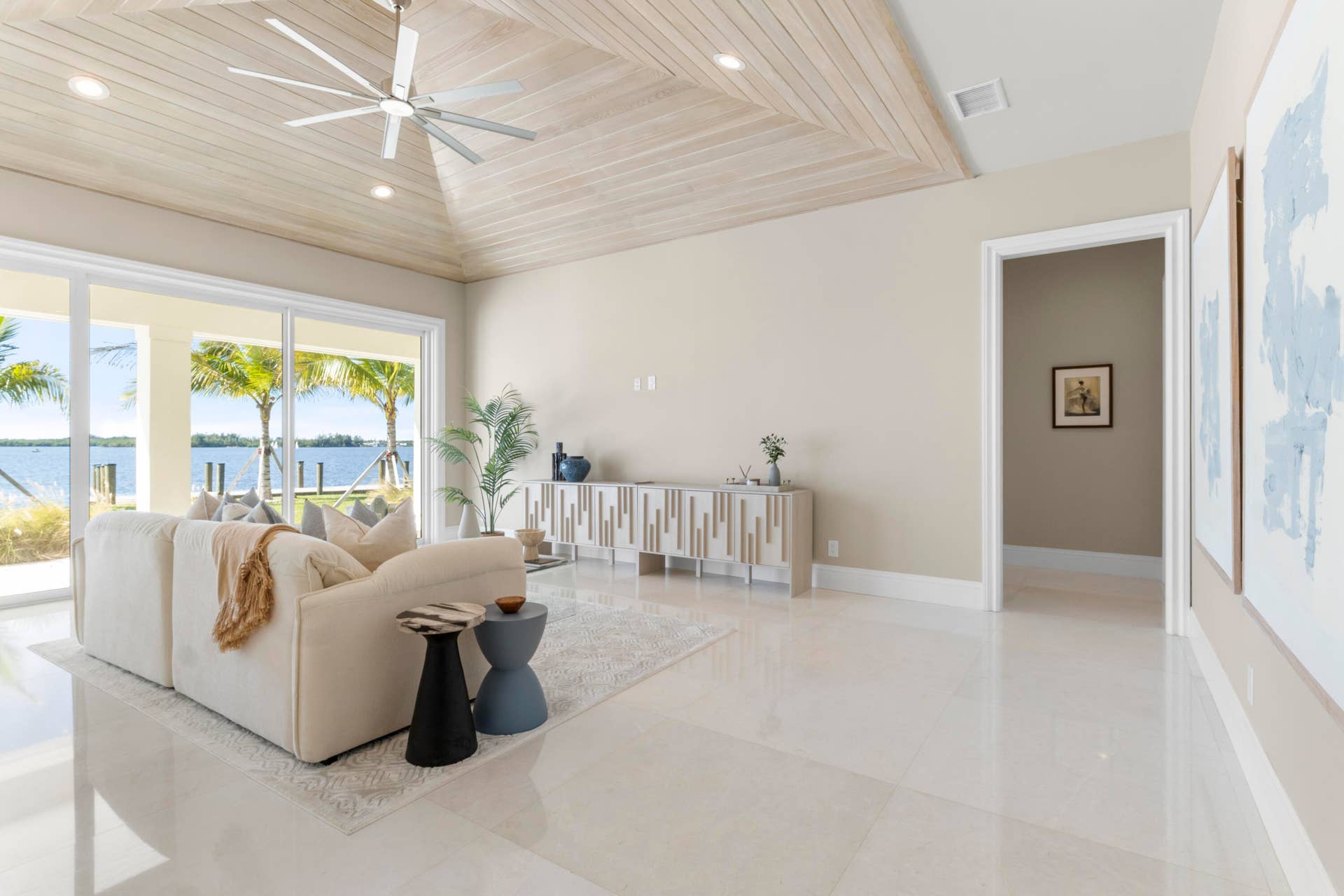 526 POINT Lane, Vero Beach, FL 32963 DSC07743