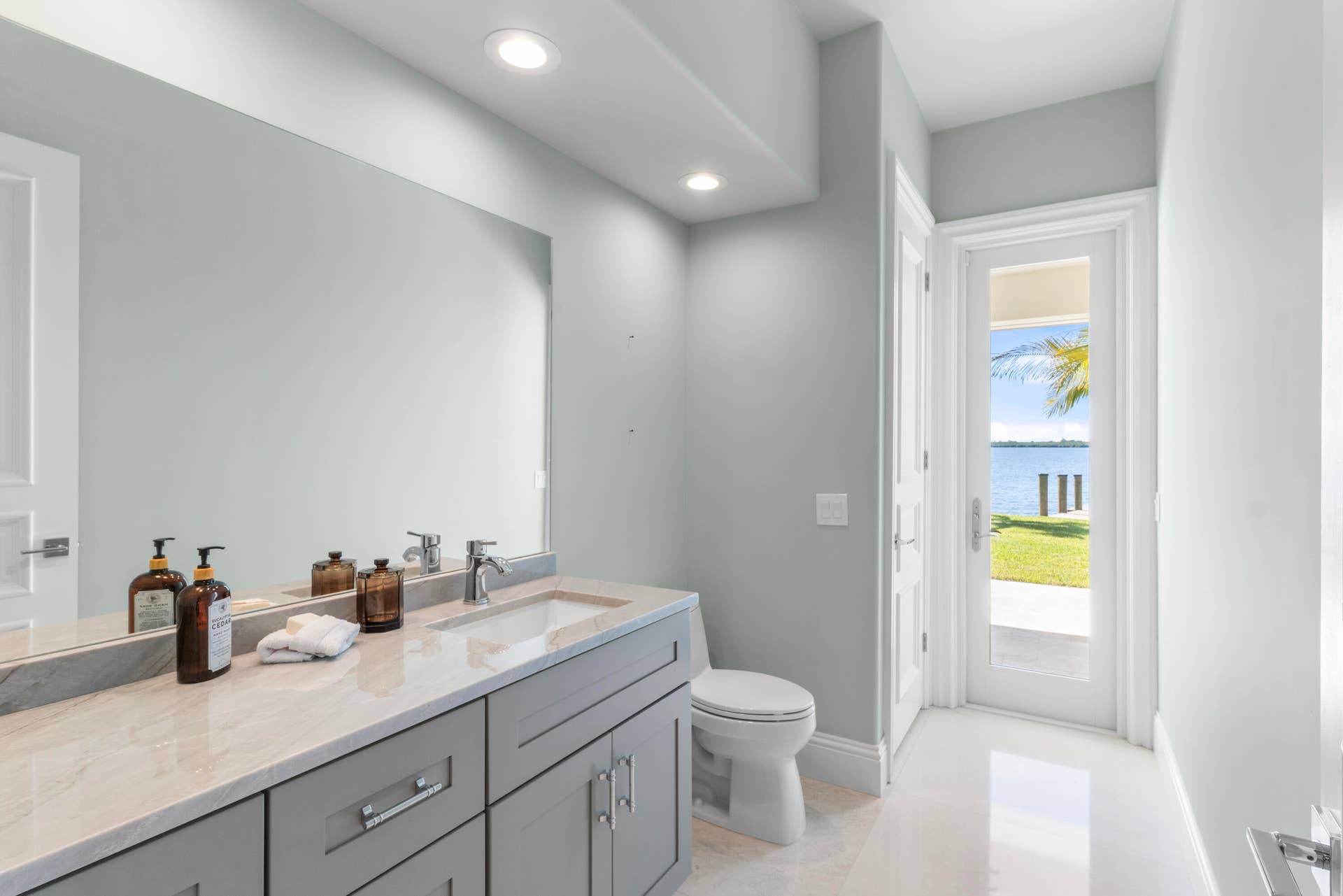 526 POINT Lane, Vero Beach, FL 32963 DSC07786
