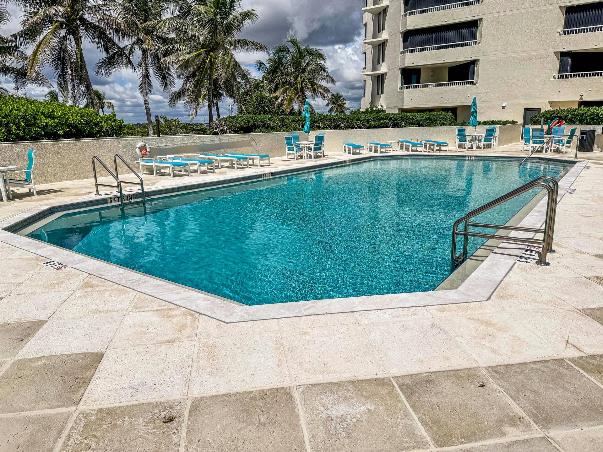 5070 N Ocean Drive, #5C, Singer Island, FL 33404 IMG_4488