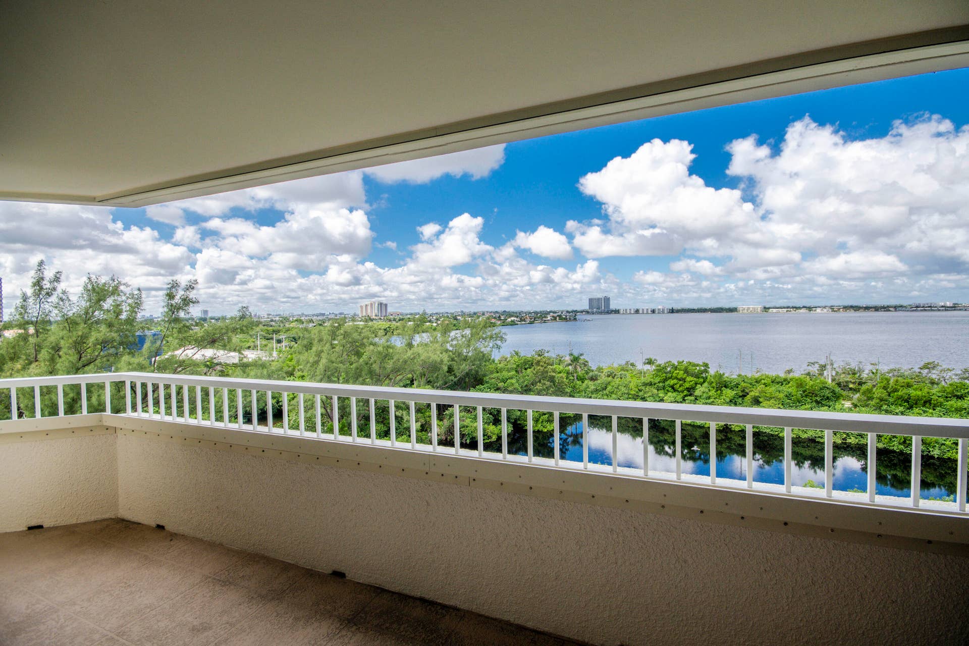 5070 N Ocean Drive, #5C, Singer Island, FL 33404 _IMG0376