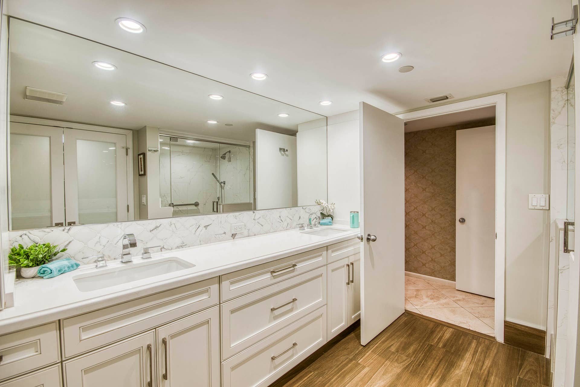 5070 N Ocean Drive, #5C, Singer Island, FL 33404 _IMG0311_HDR