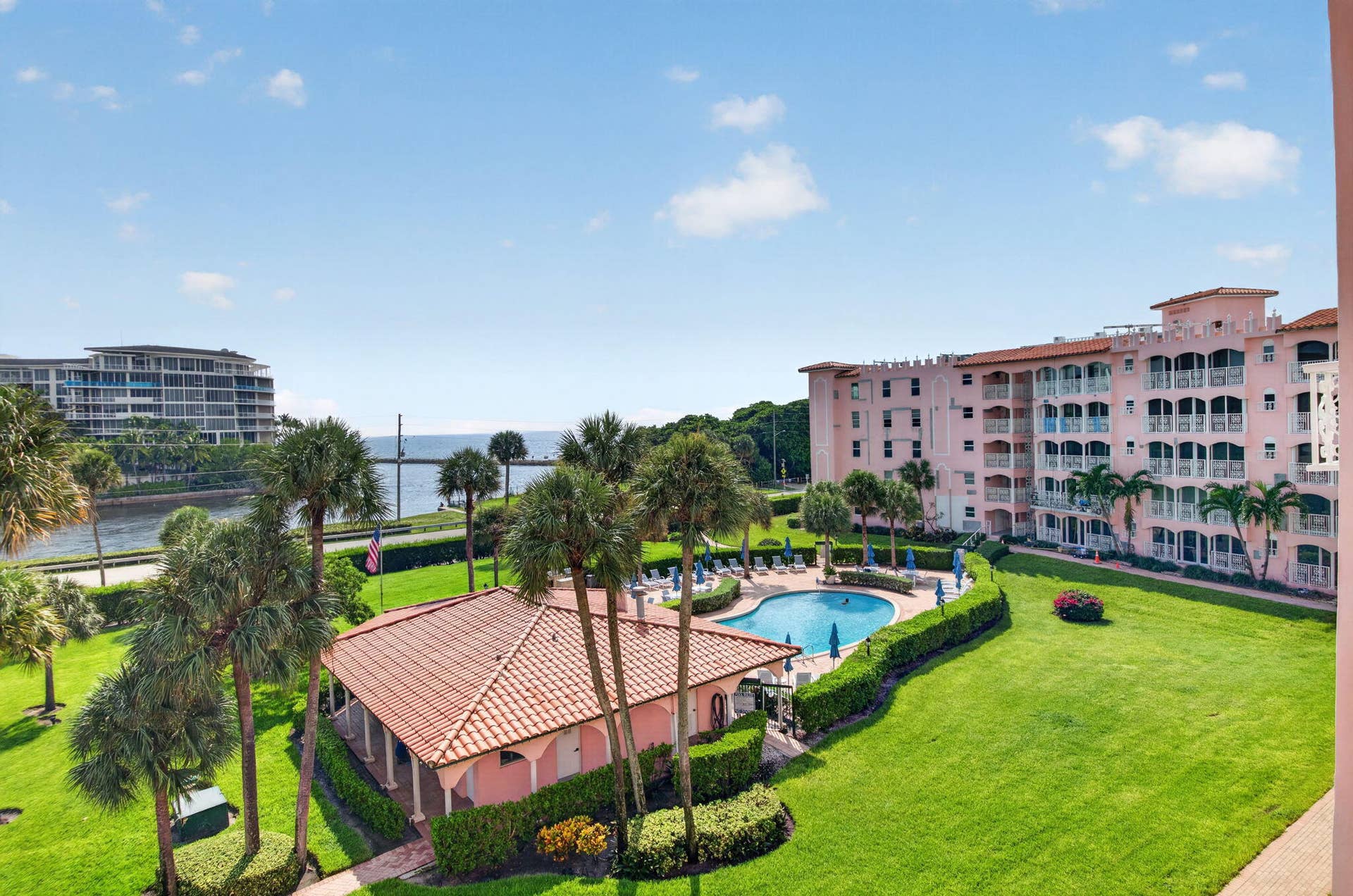 Pool and Clubhouse