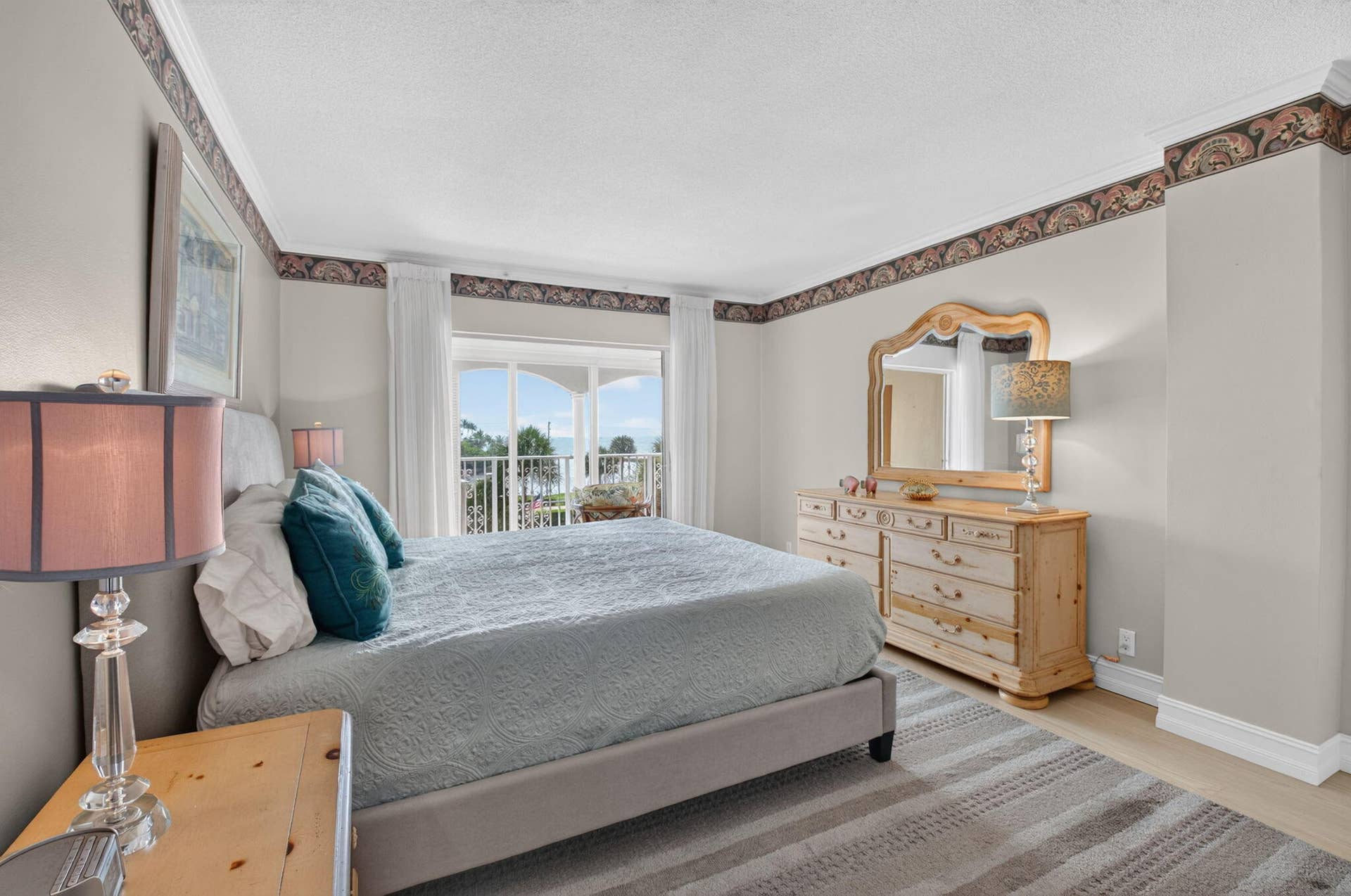 primary spacious bedroom with walk in closet