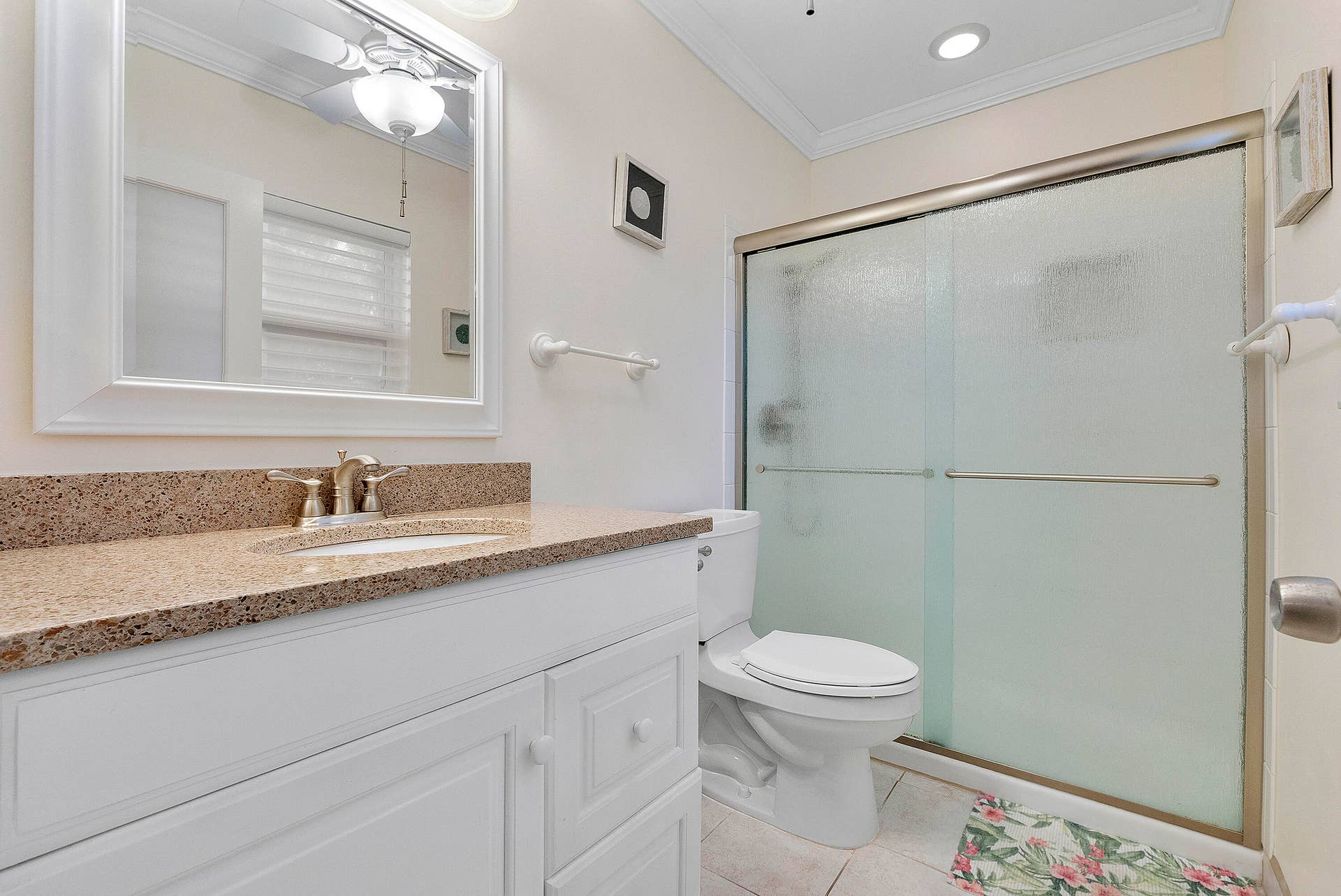 2424 Ne 9th St_013