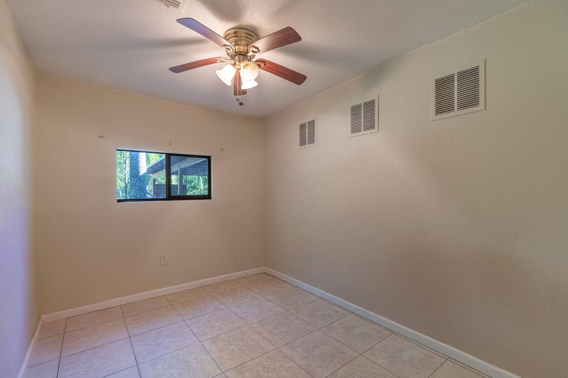 Guest Home-bonus room