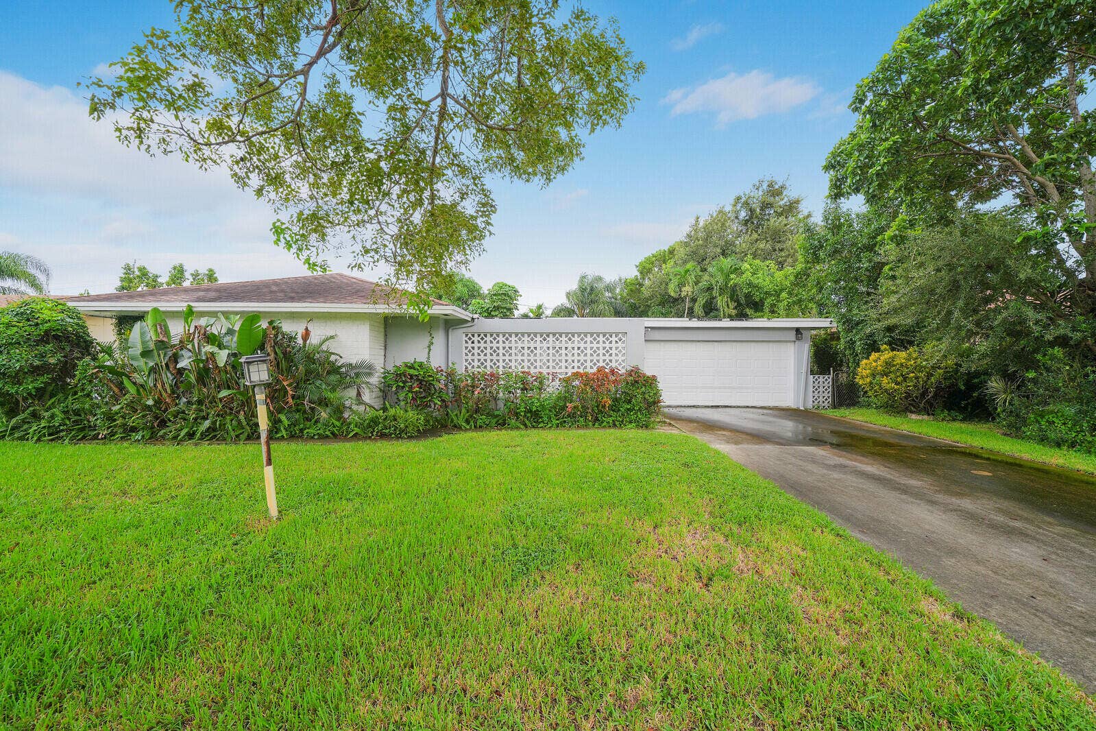 1612 42nd Street, West Palm Beach, FL 33407 03_Image_2_mls