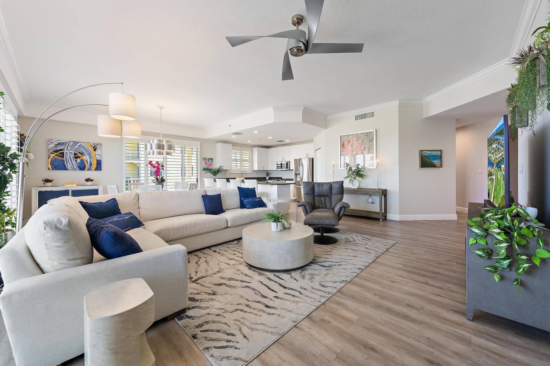 810 Juno Ocean Walk, #401, Juno Beach, FL 33408 LIVING ROOM